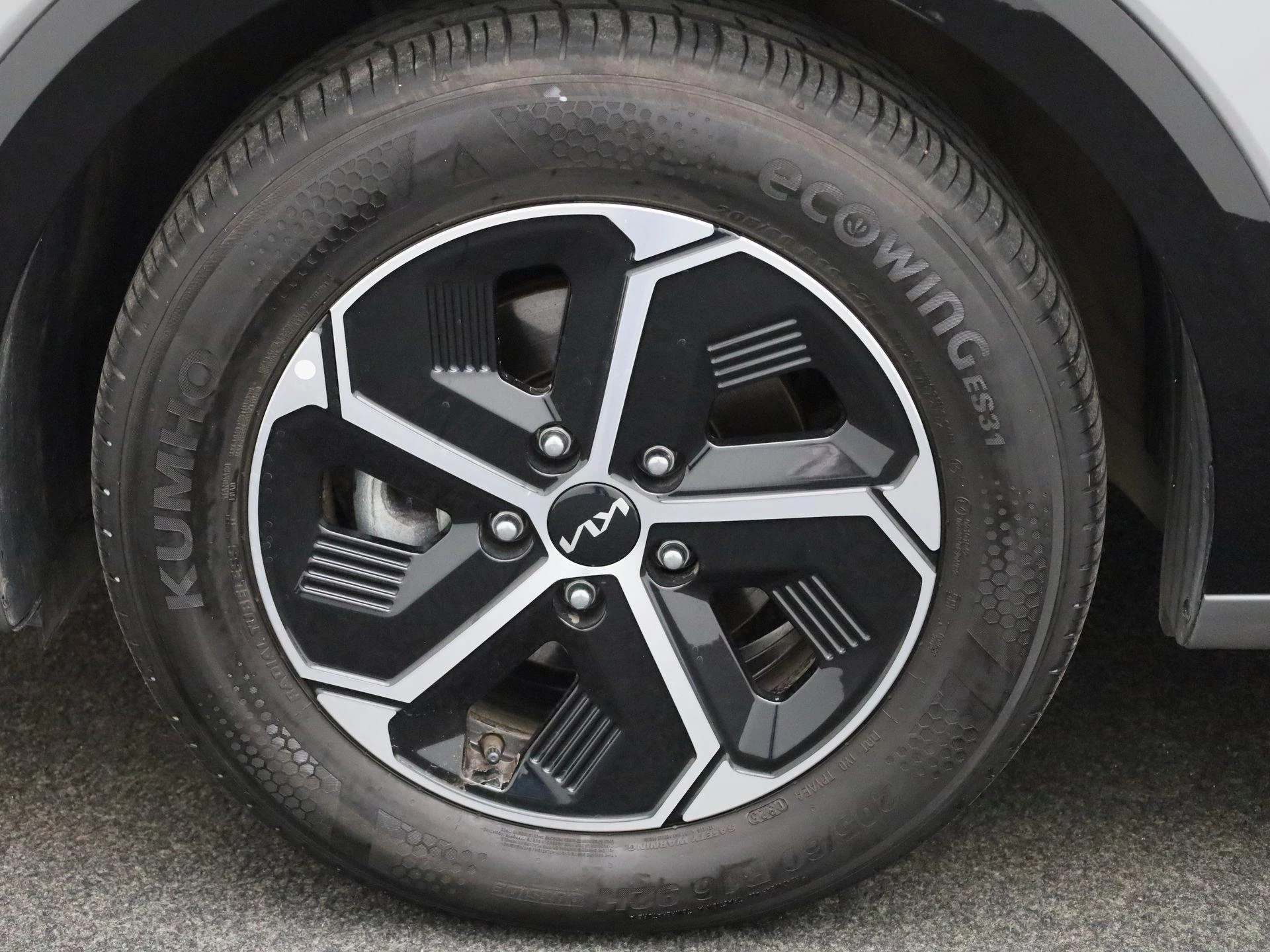 Kia-Niro-image-13