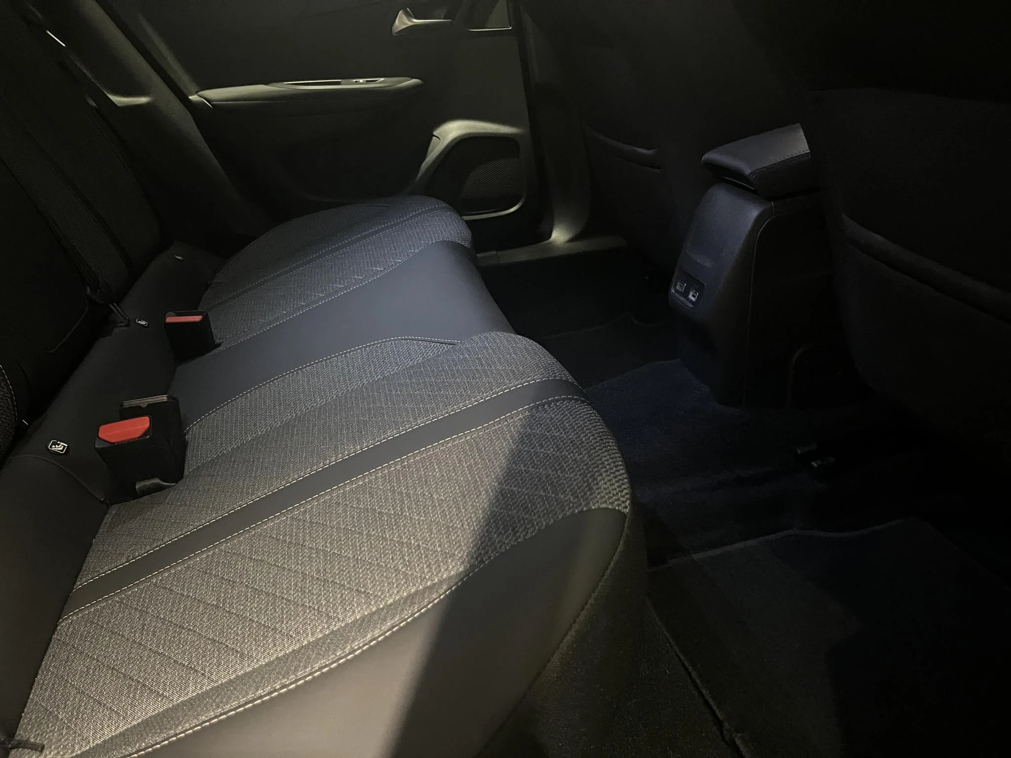 Peugeot-2008-image-19