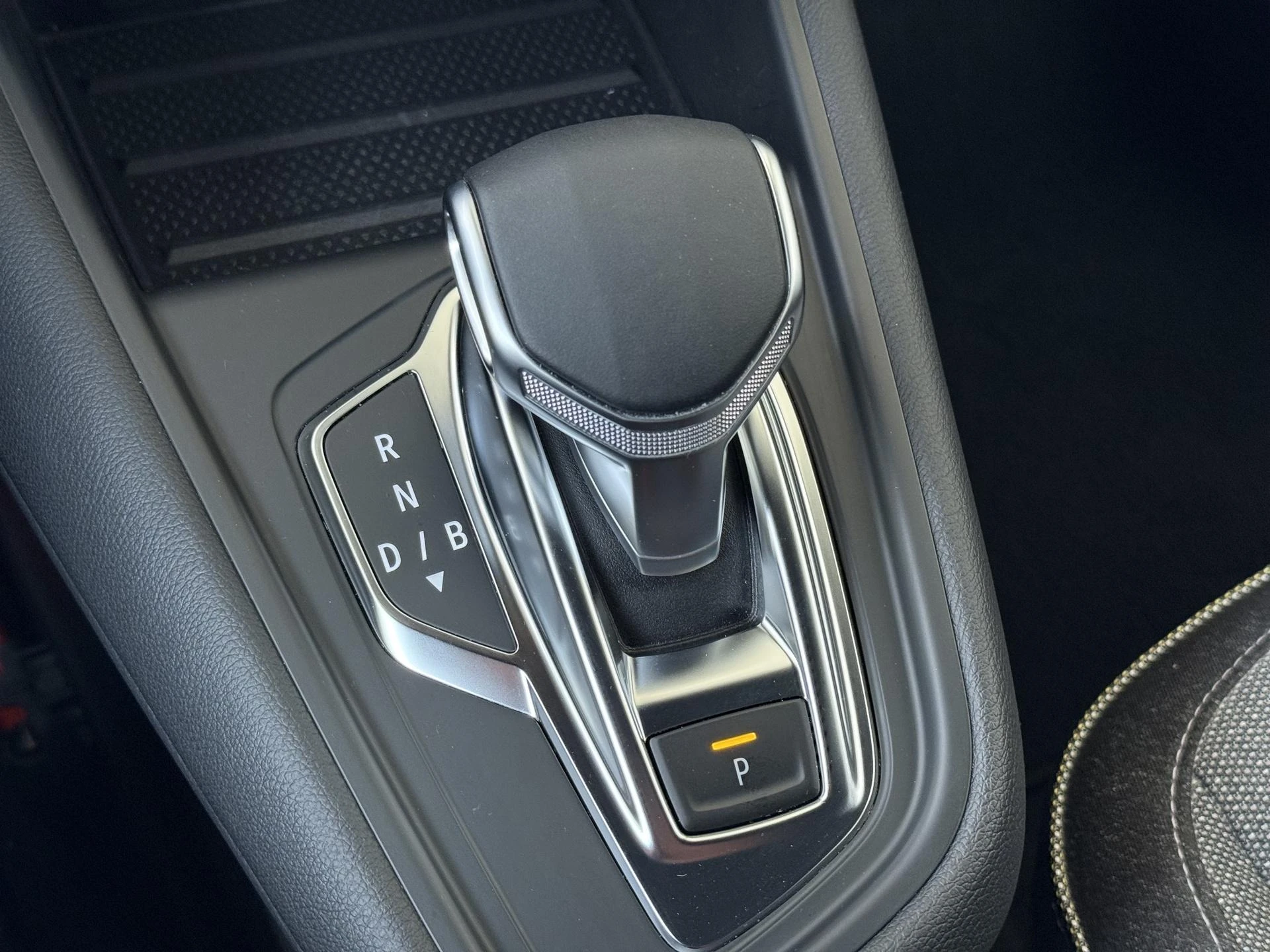Renault-Captur-image-13