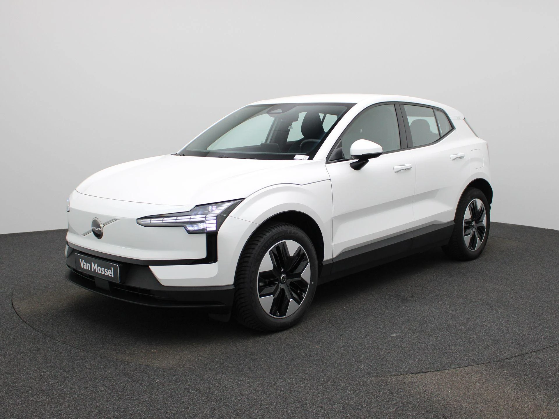 Volvo-EX30-image-0