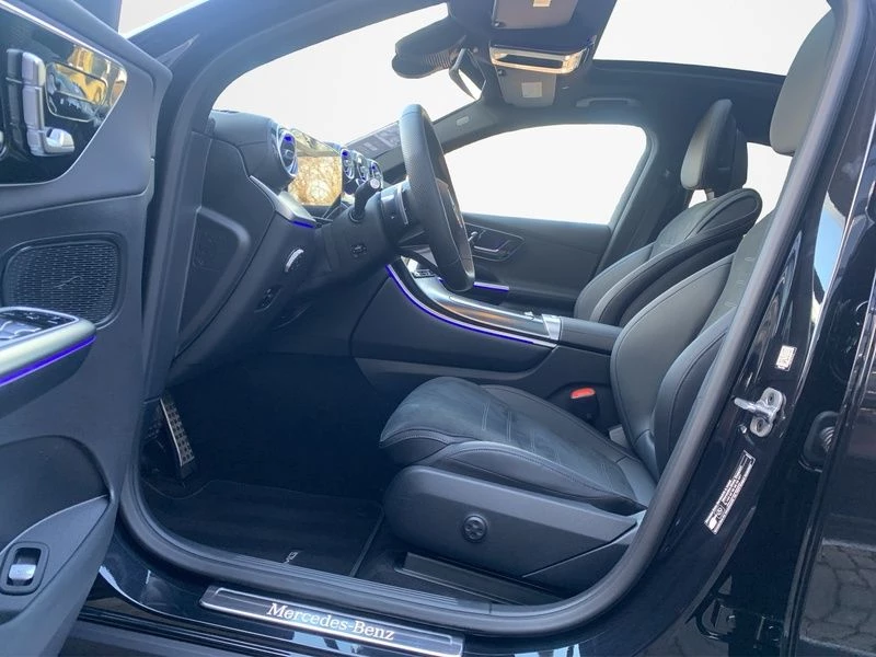 Mercedes-Benz-GLC-image-17