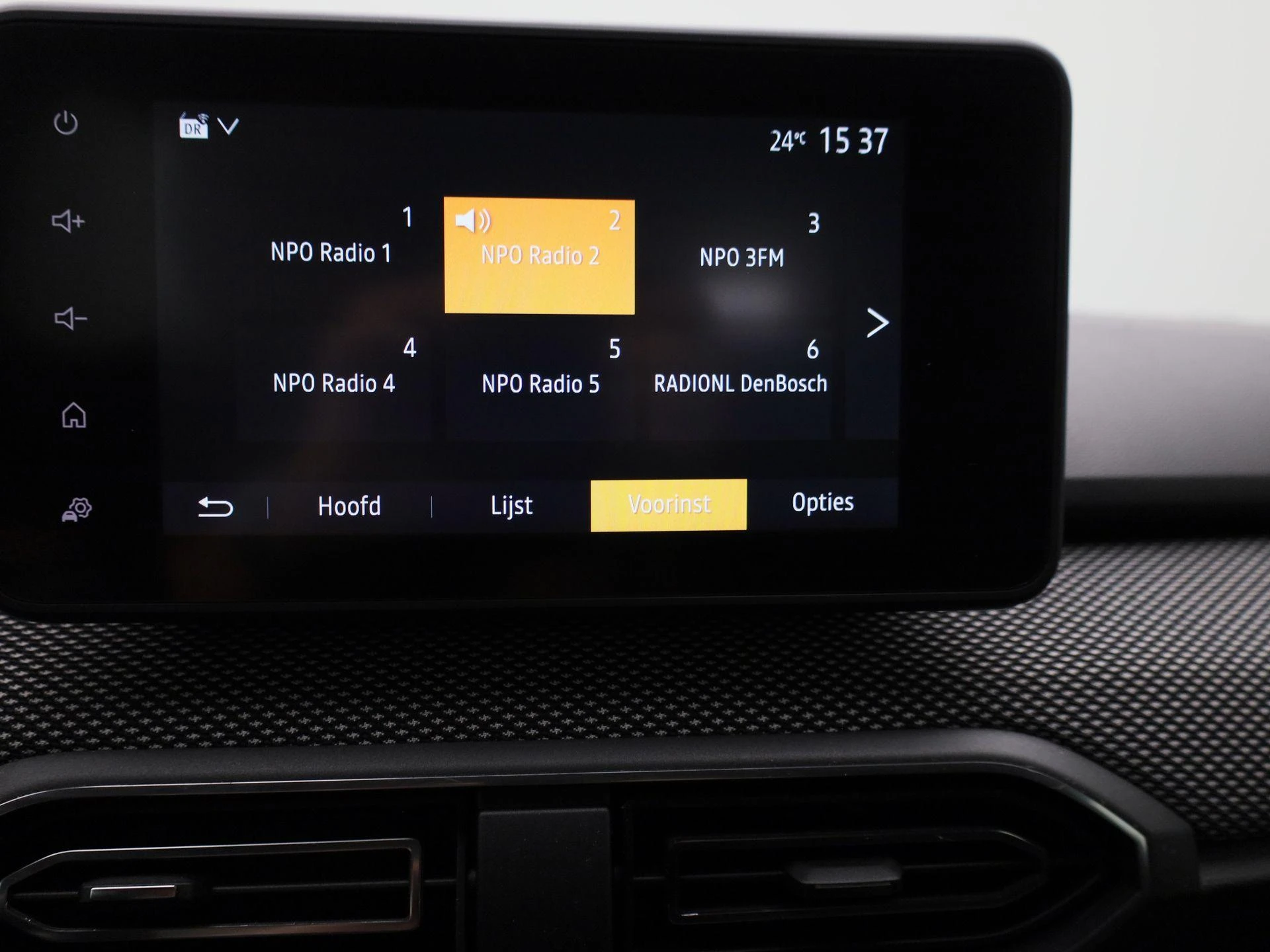 Dacia-Sandero-image-14