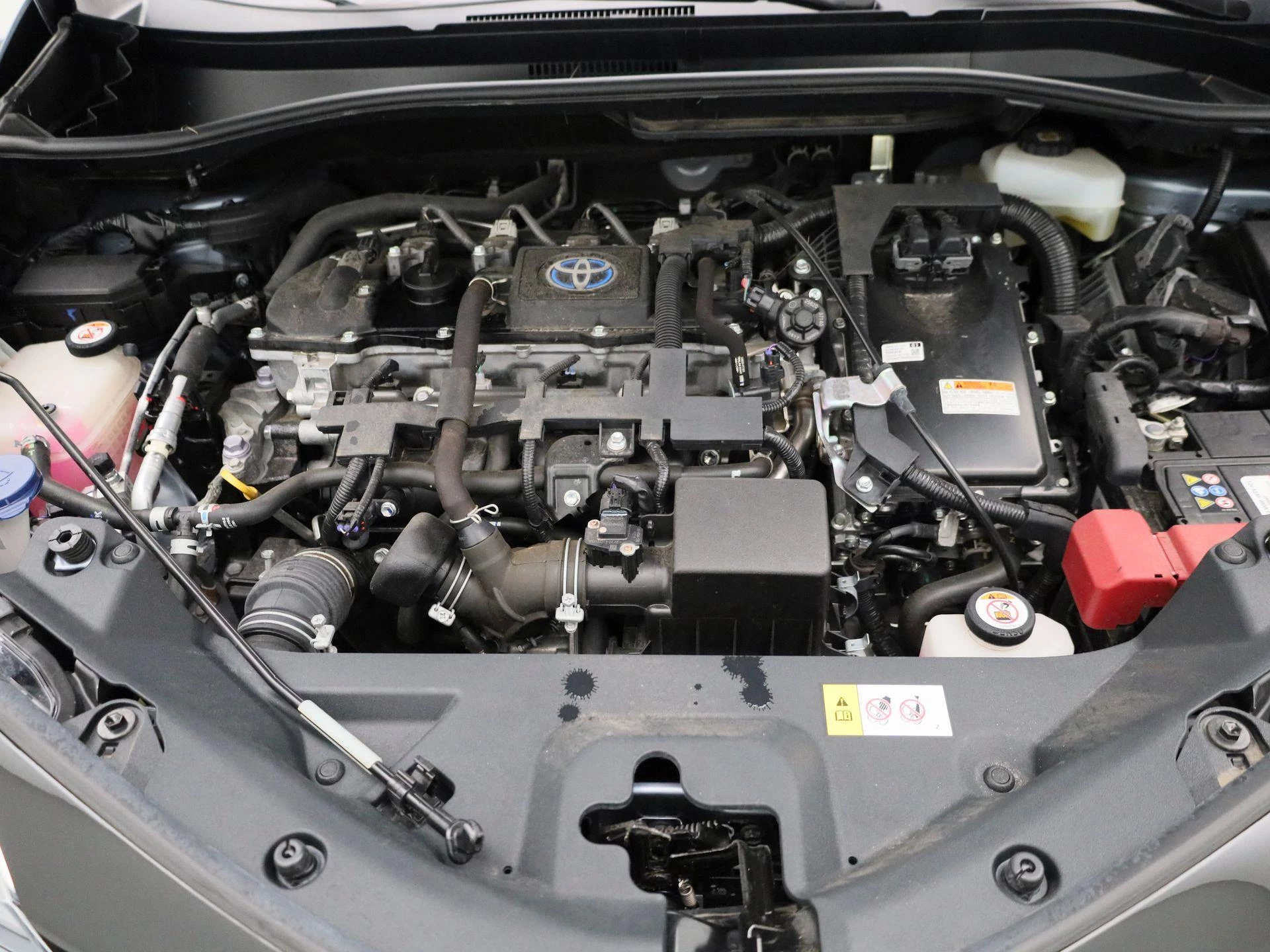 Toyota-C-HR-image-30