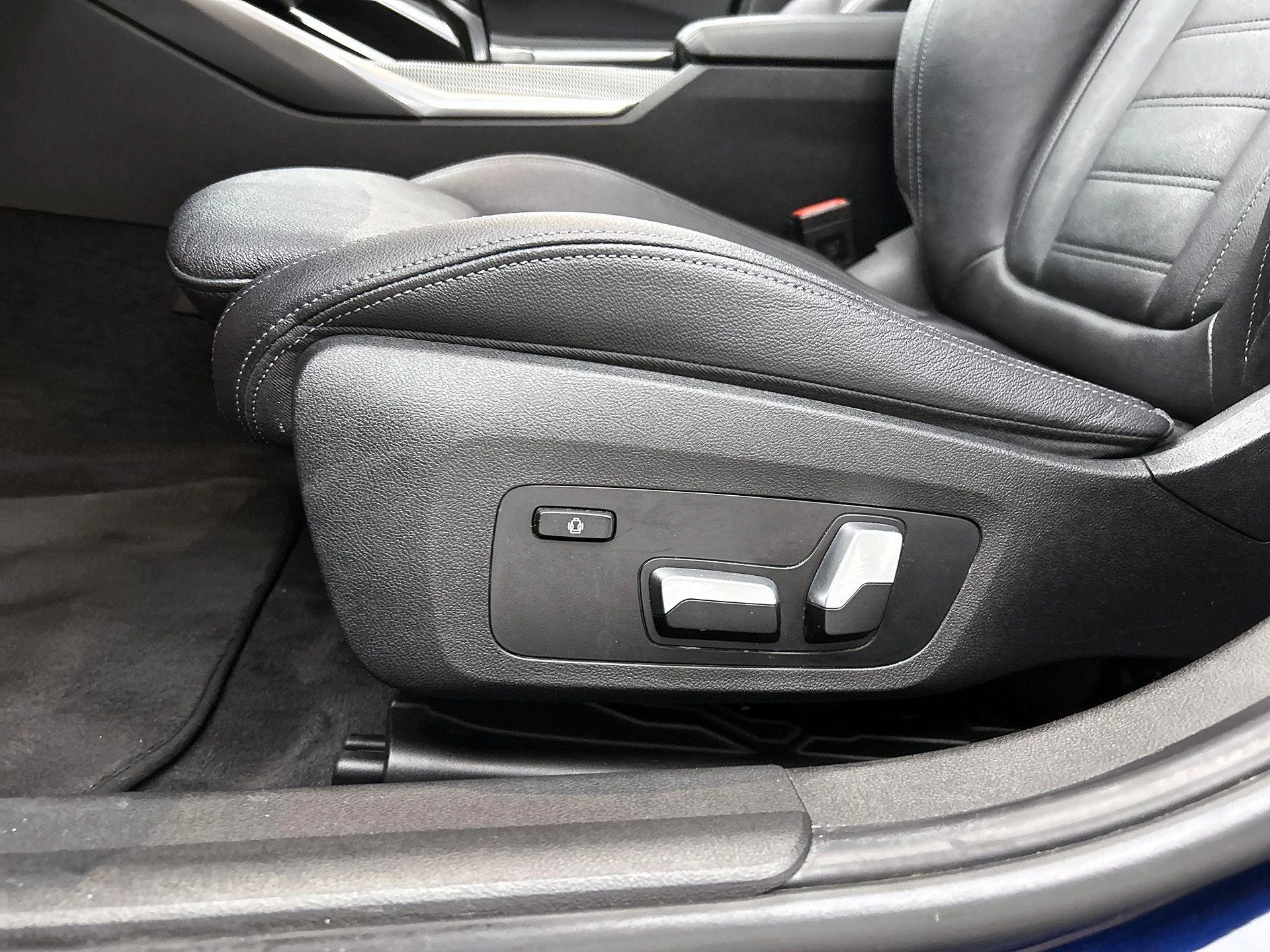 BMW 3 Serie Touring 320e (150 kW)