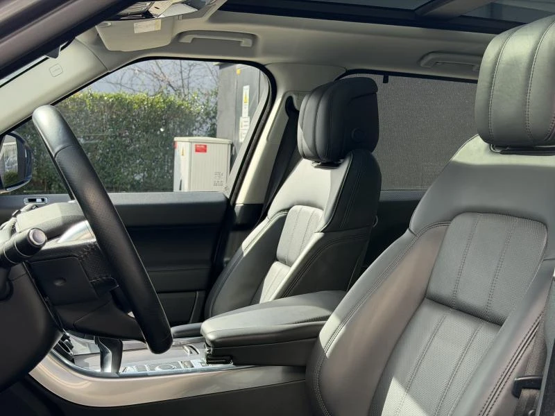 Land Rover-Range Rover Sport-image-4
