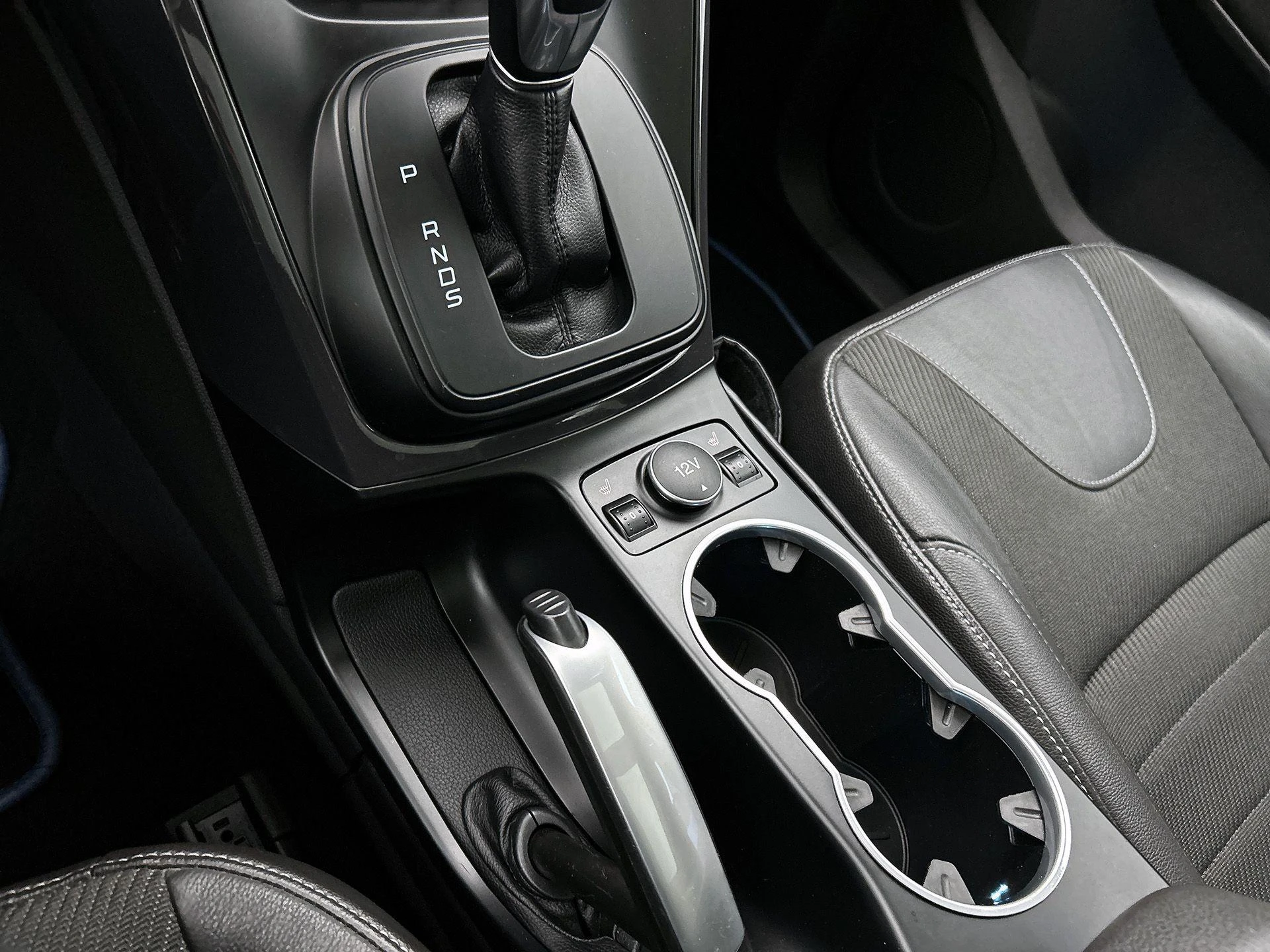 Ford-Kuga-image-25