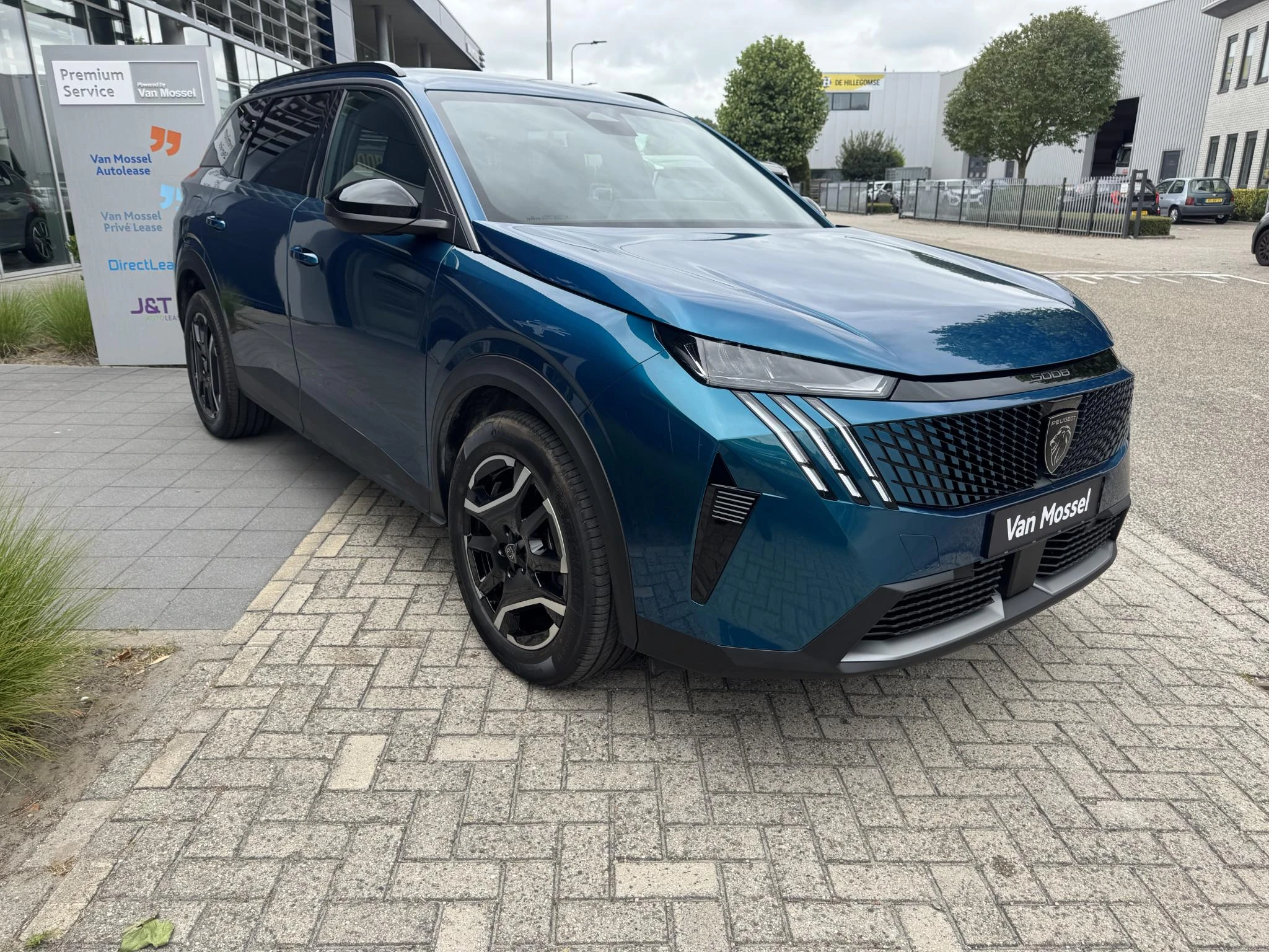 Peugeot 5008 1.6 Plug-in Hybrid 195 Allure 7p