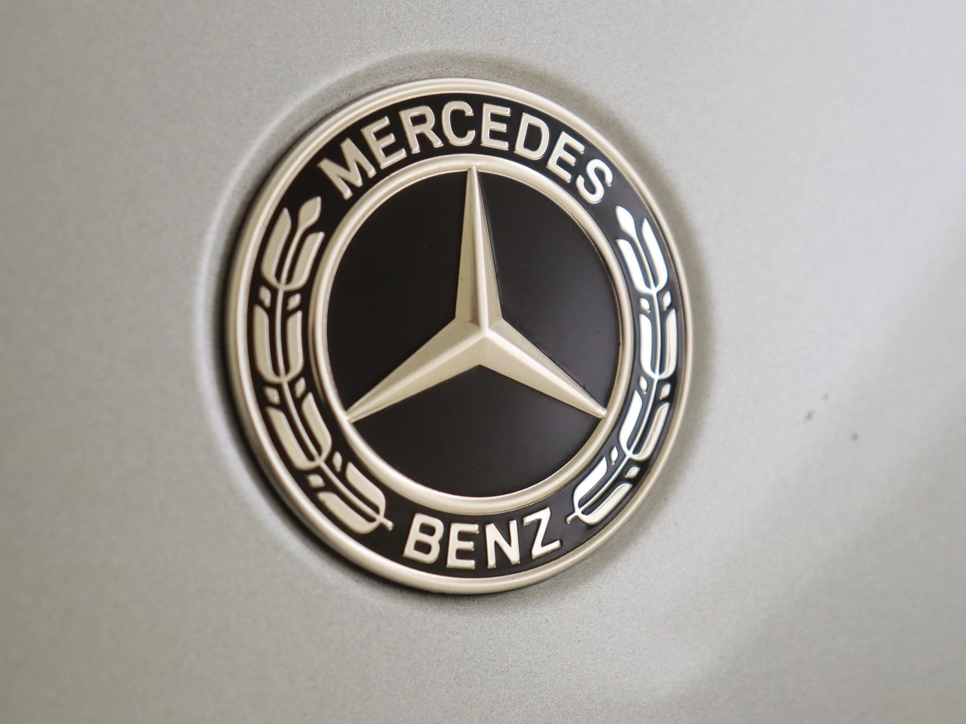Mercedes-Benz-CLA-image-28