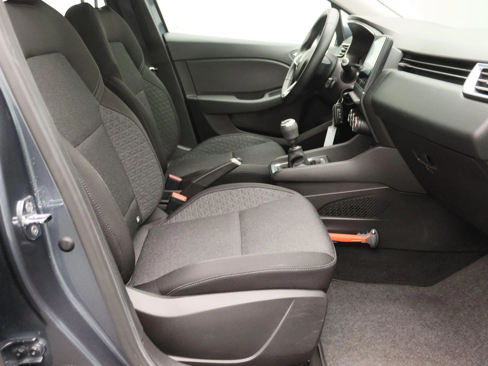 Renault-Clio-image-22