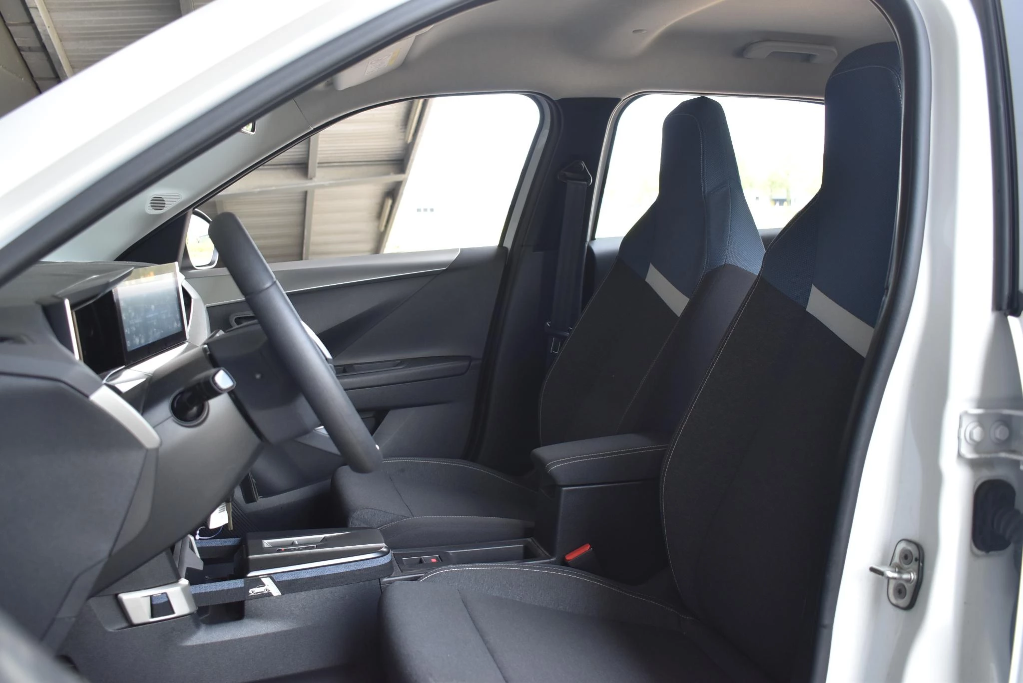 Opel Frontera 1.2 Turbo Hybrid Edition