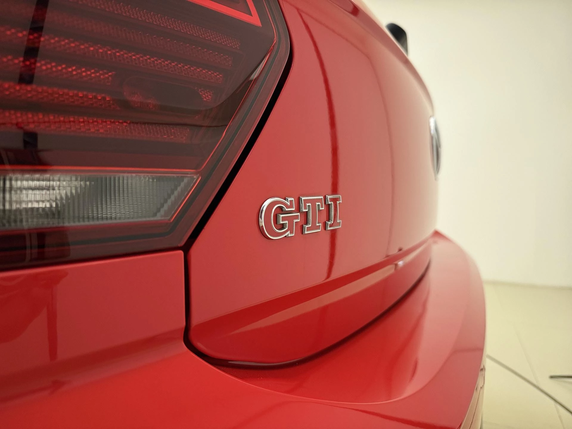 Volkswagen-Polo-image-11