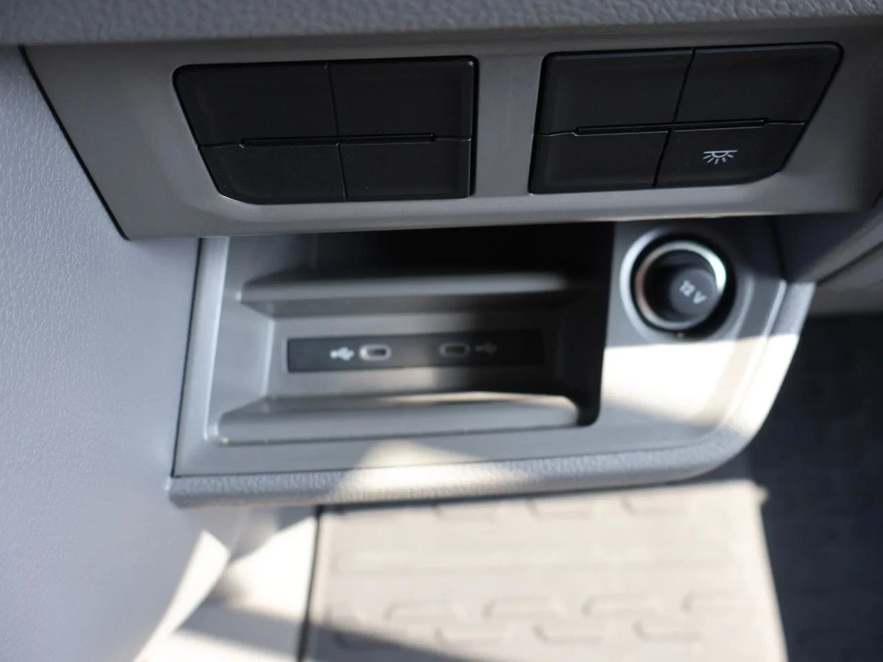 Volkswagen-Crafter-image-24