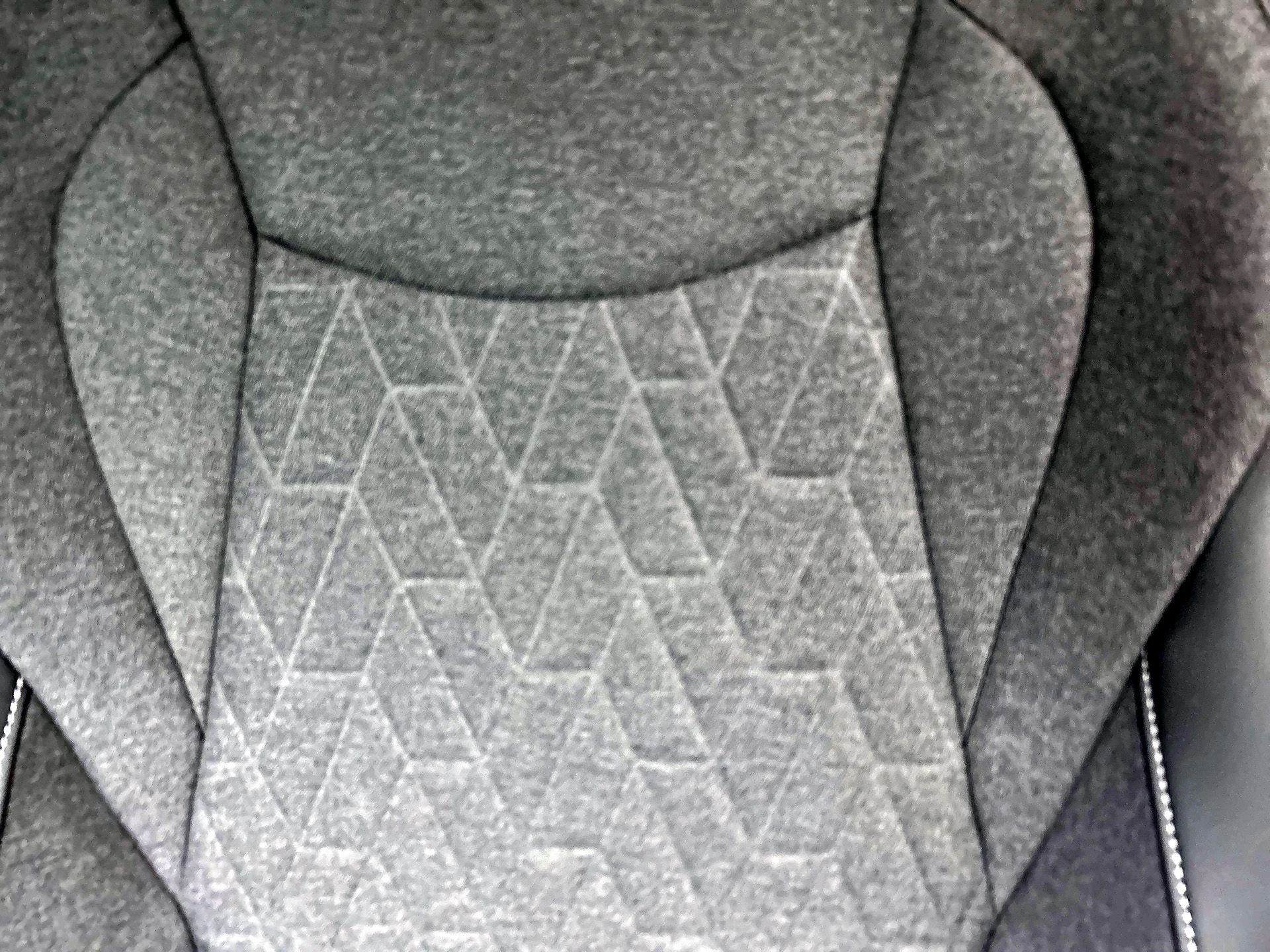 Volkswagen-Tiguan-image-17