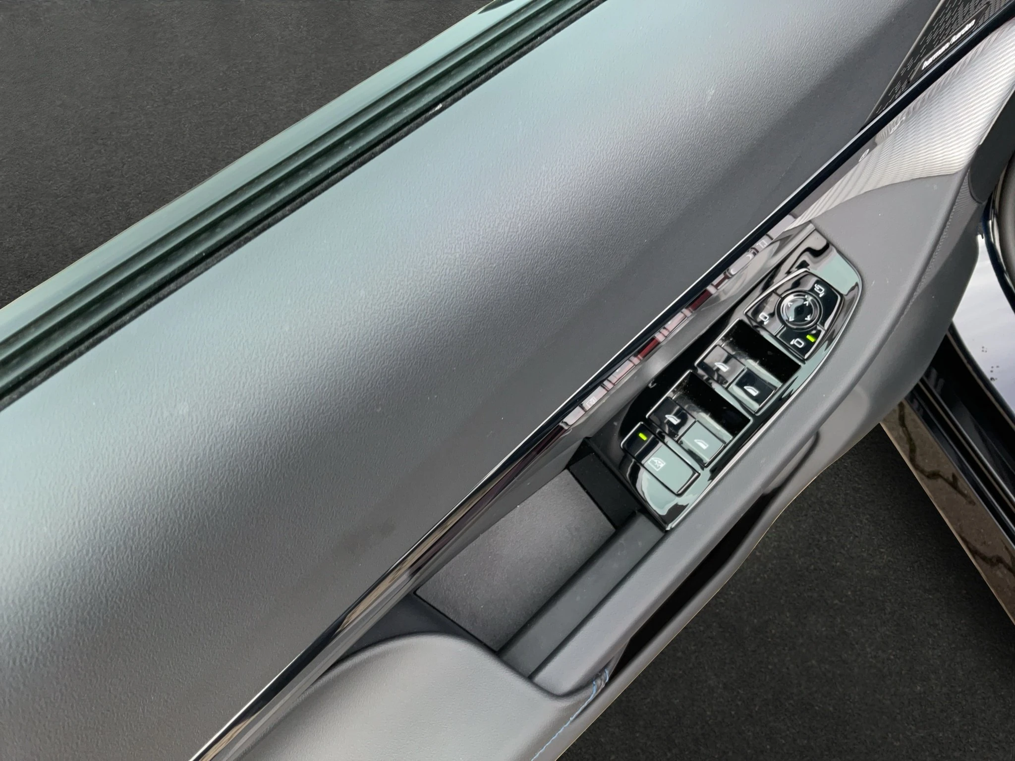 BMW-5er Reihe-image-16