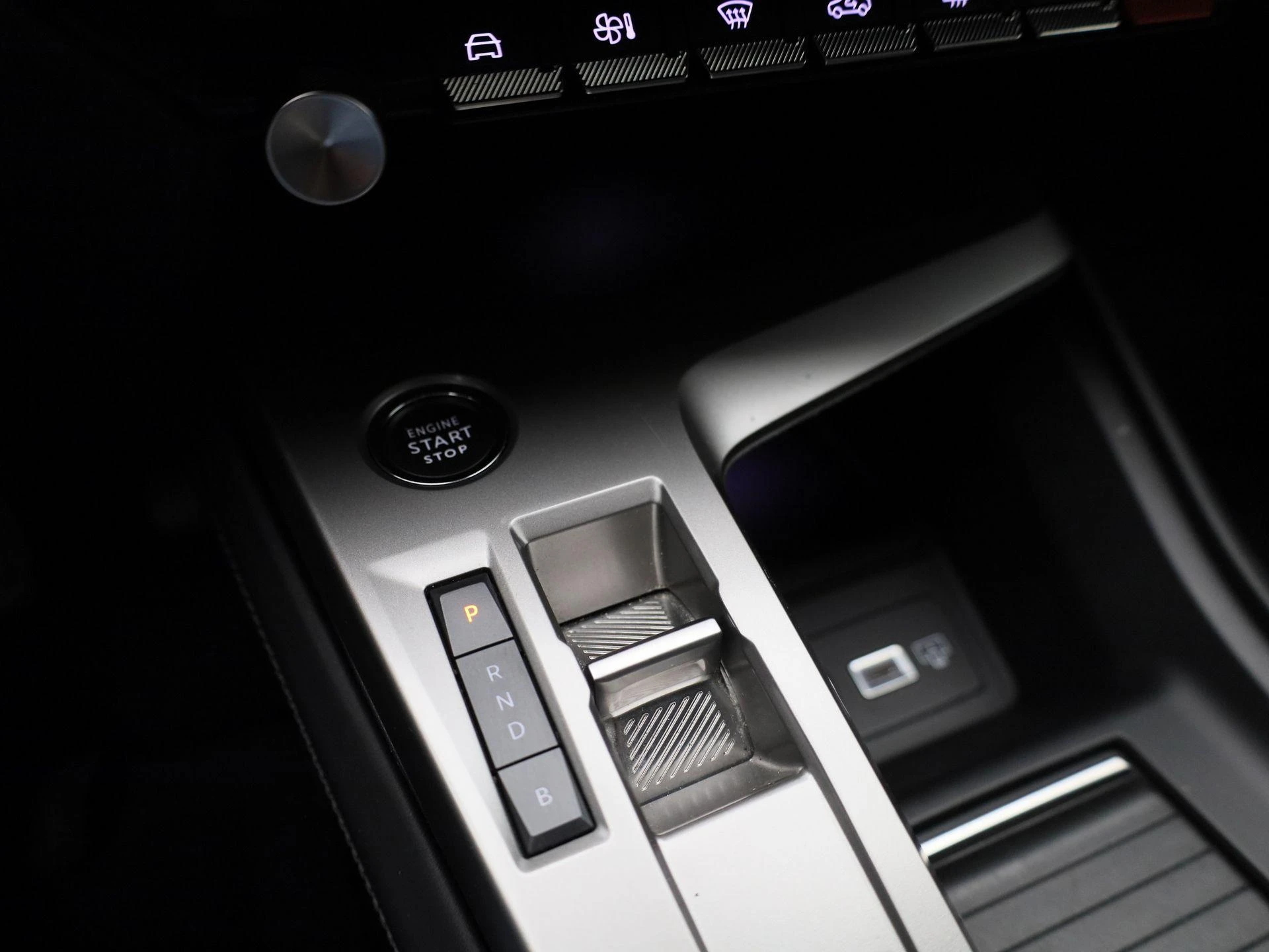 Peugeot-308-image-19