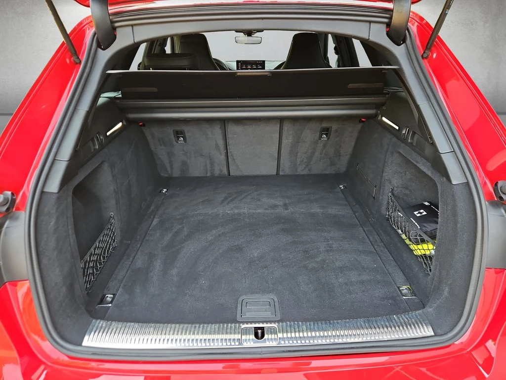 Audi-RS4-image-4