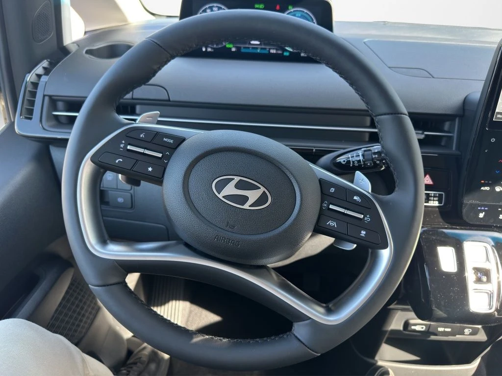 Hyundai-Staria-image-14