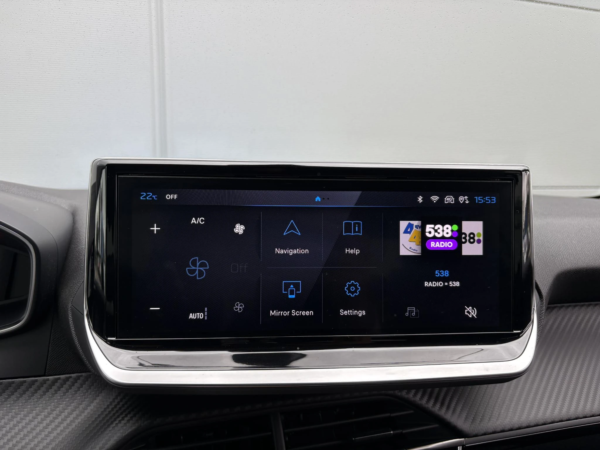 Peugeot-208-image-16