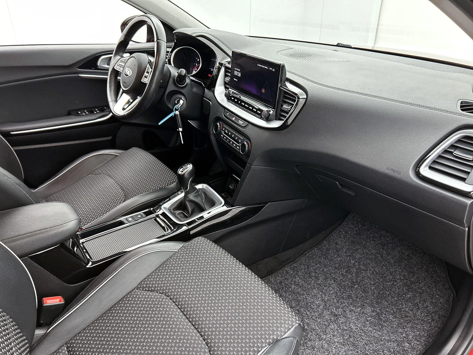 Kia-XCeed-image-21