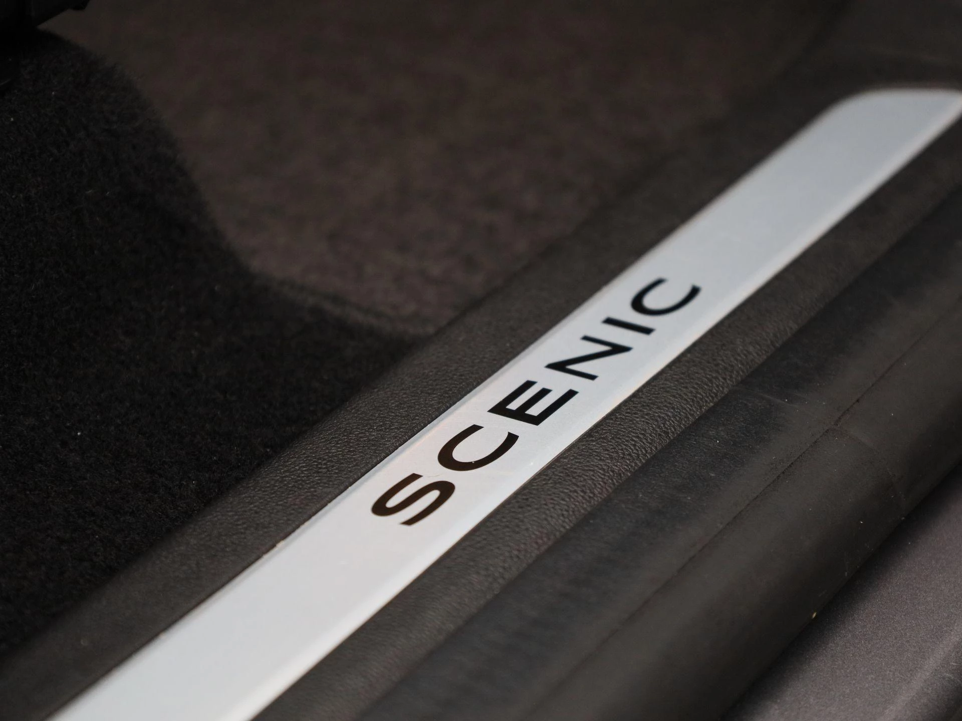 Renault-Scénic-image-37