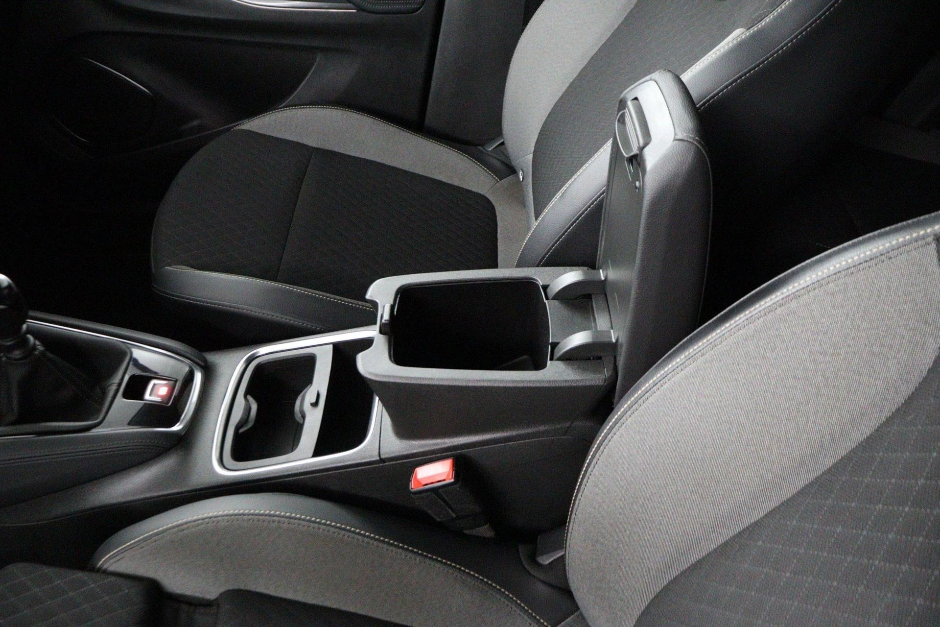 Opel-Grandland X-image-54