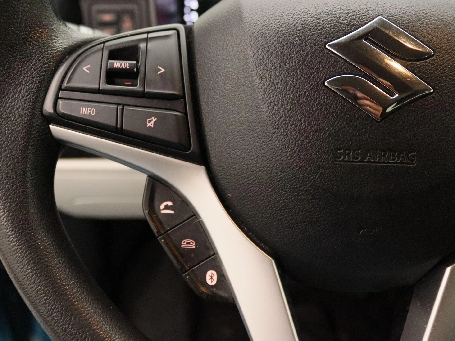 Suzuki-Ignis-image-18