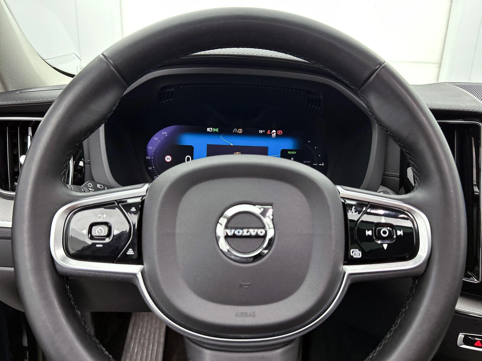 Volvo-XC60-image-44