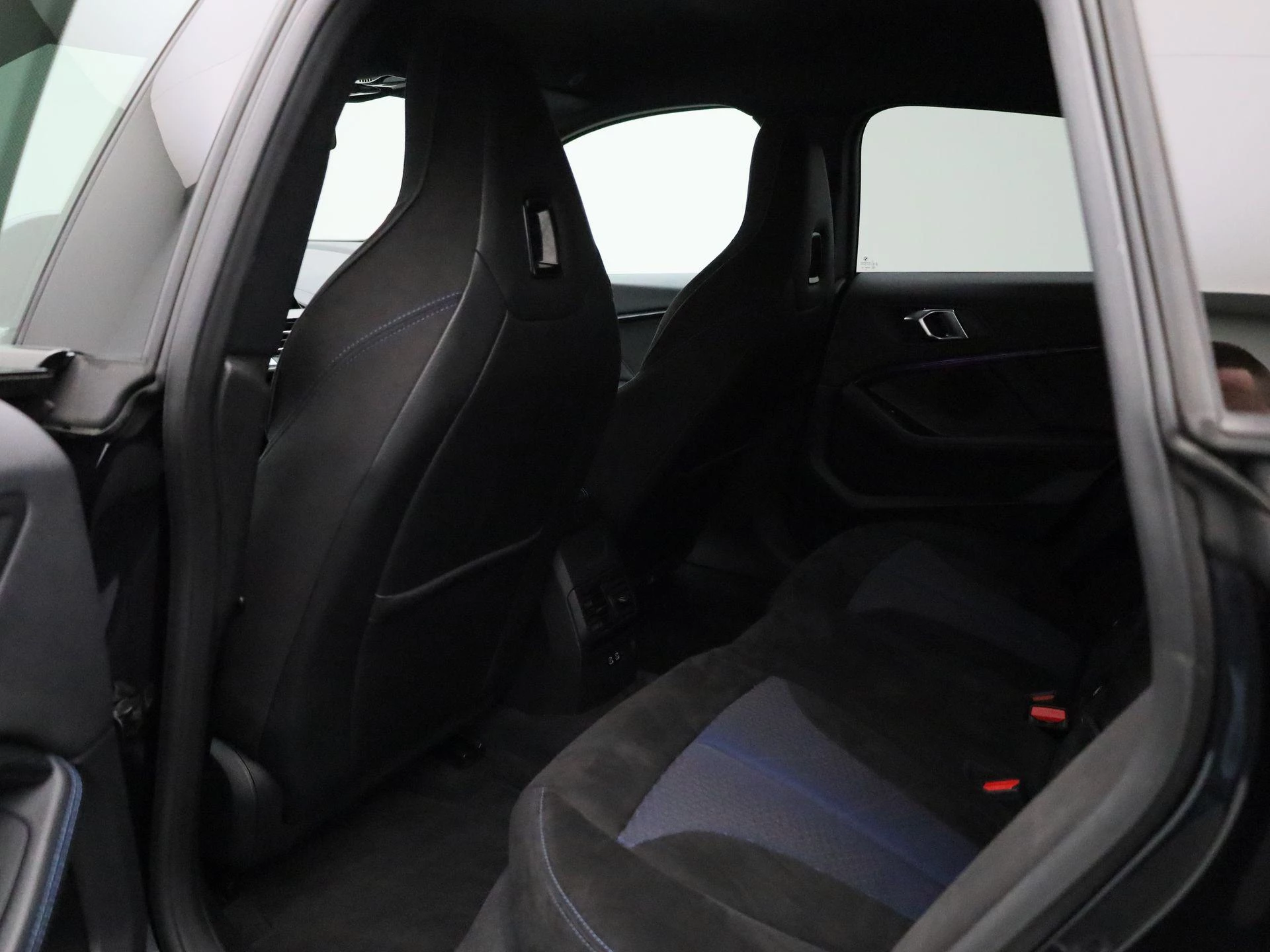 BMW-2 Serie-image-9