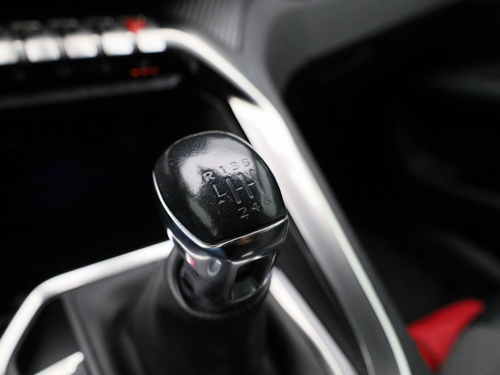 Peugeot-3008-image-24