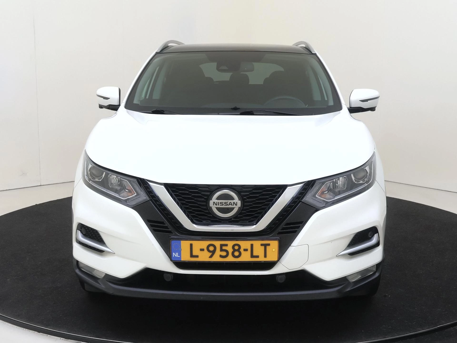 Nissan QASHQAI 1.3 DIG-T Design Edition