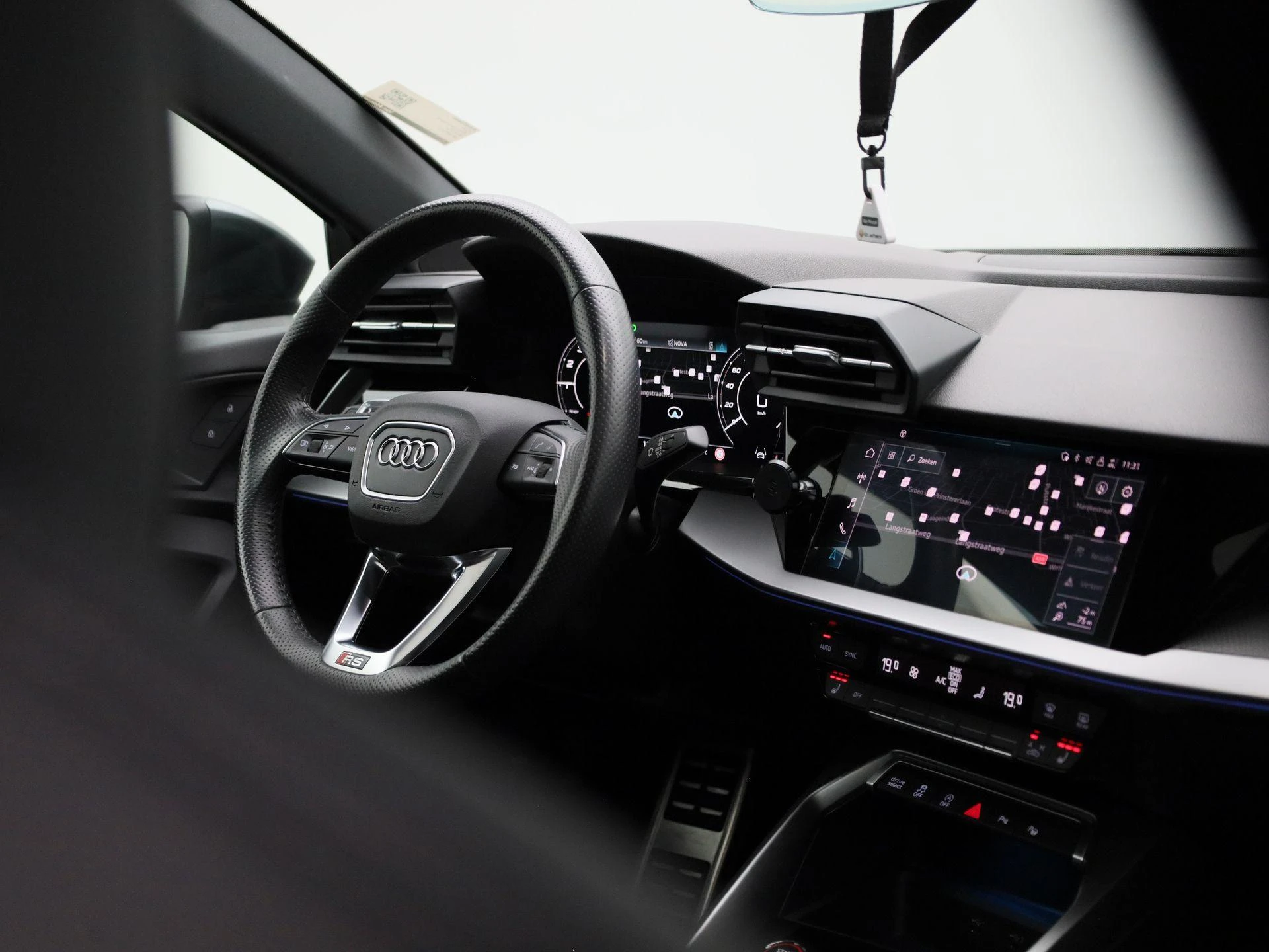Audi-RS3-image-48