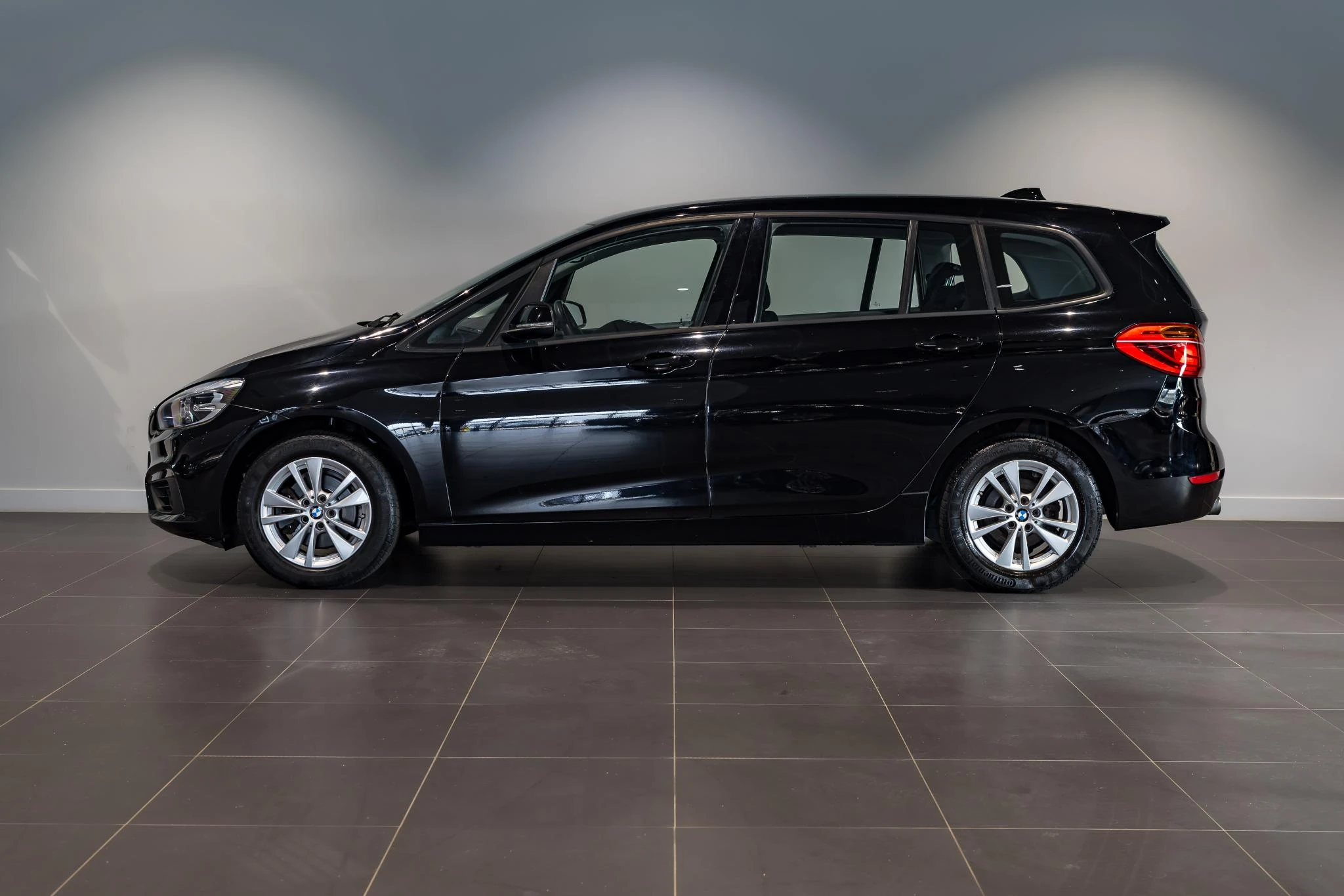 BMW-2 Reeks-image-3
