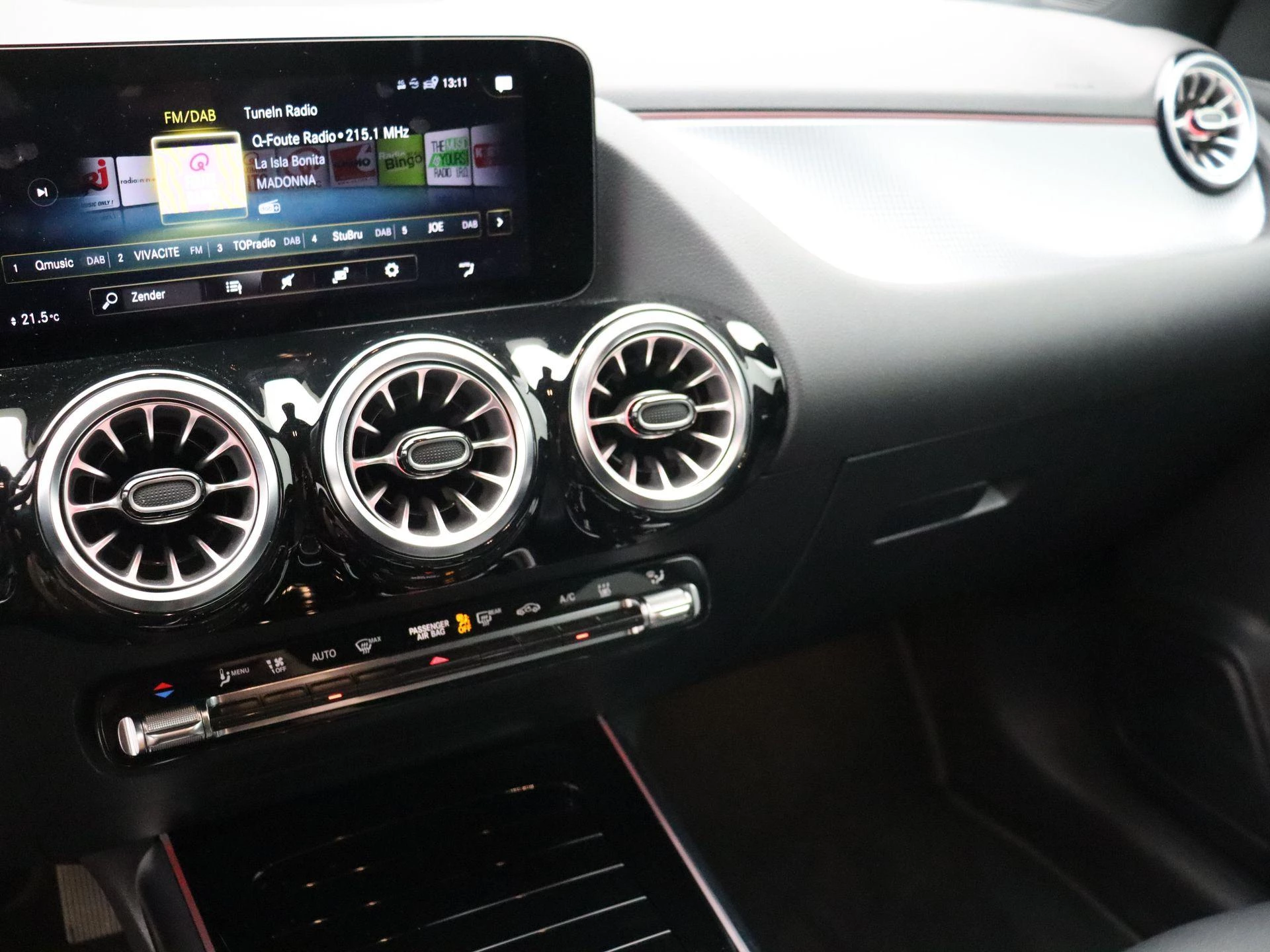 Mercedes-Benz EQA 250 Business Line