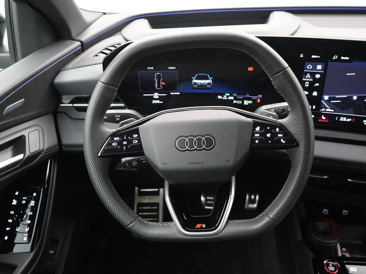 Audi-SQ6 e-tron-image-14
