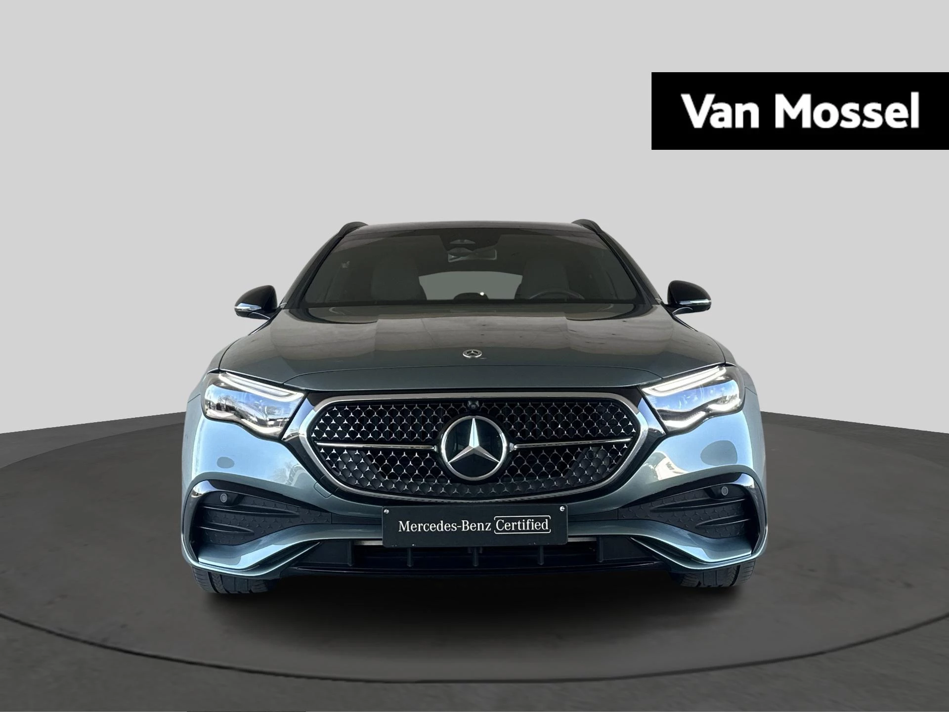 Mercedes-Benz-Classe E-image-1