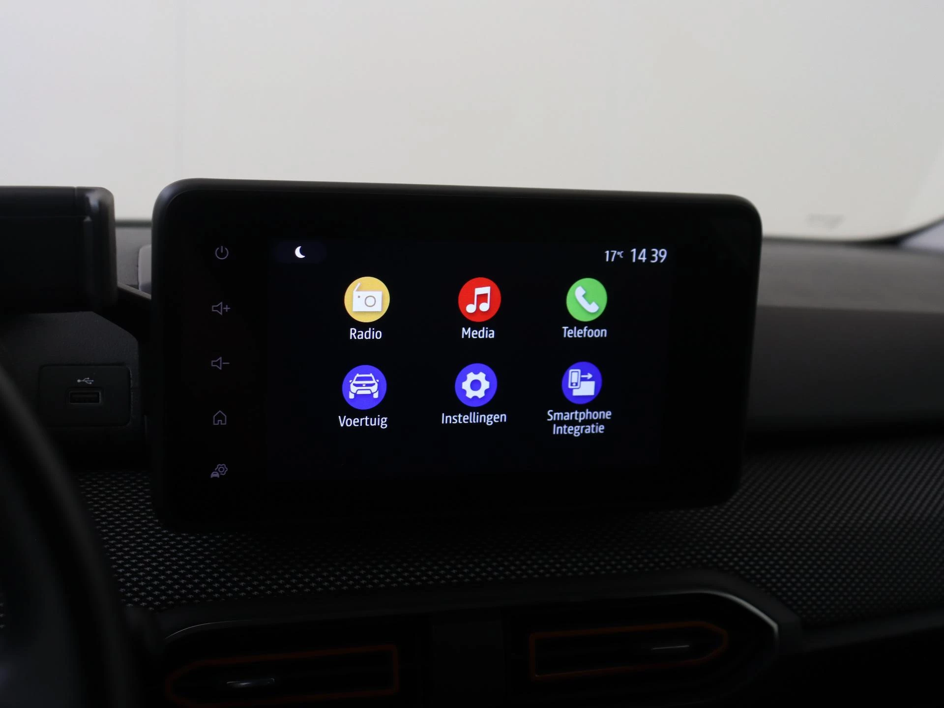 Dacia-Sandero Stepway-image-19