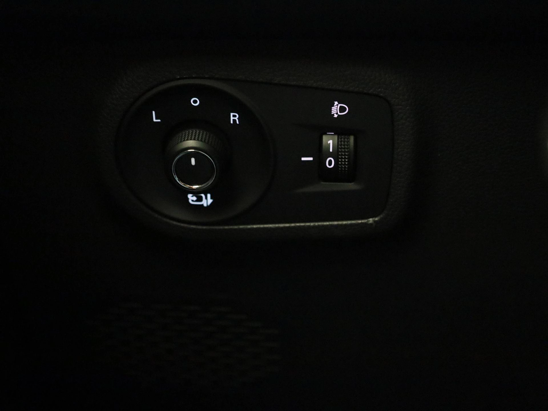 MG-ZS EV-image-26