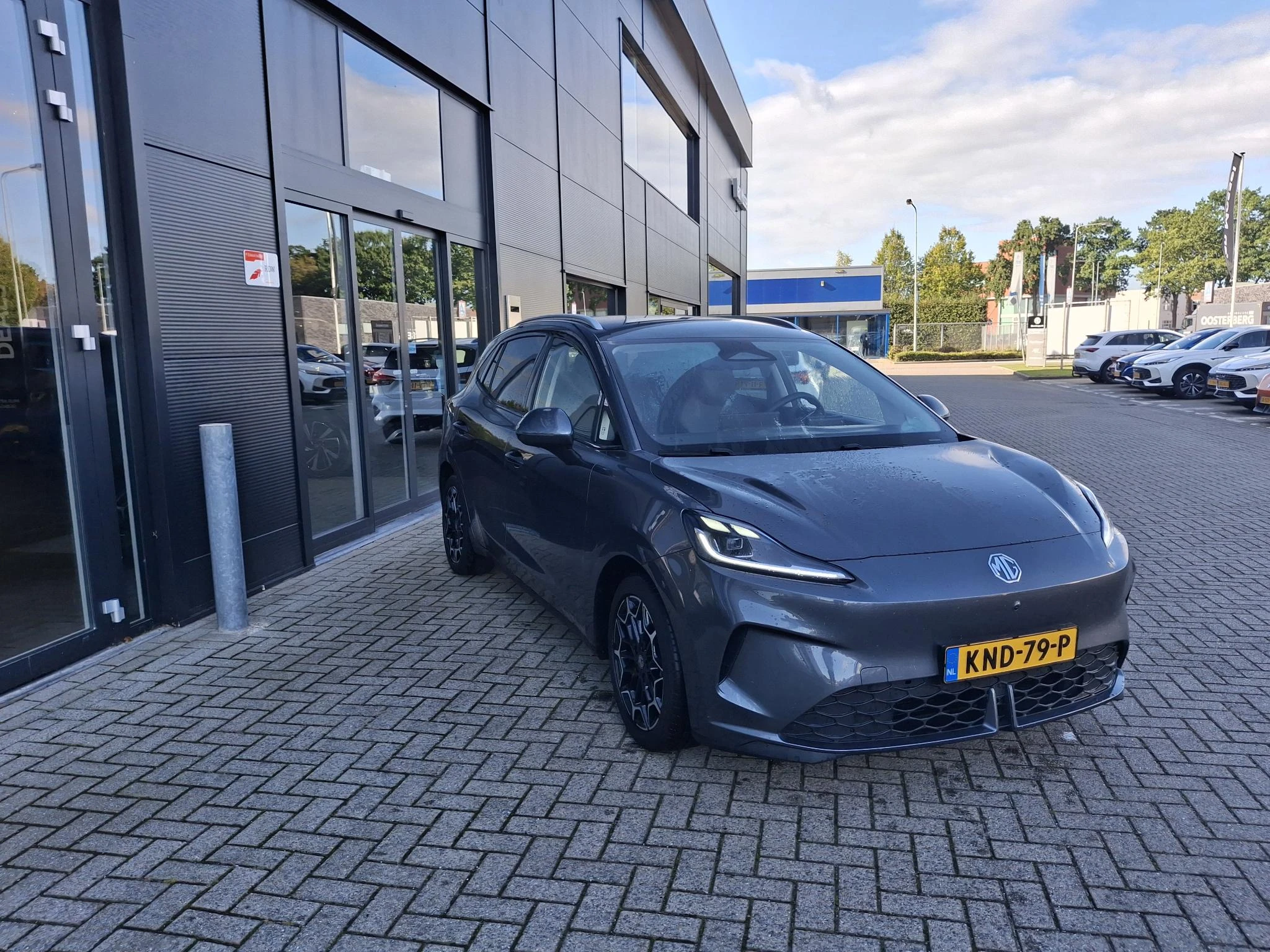 MG-MG4 EV Urban-image-1