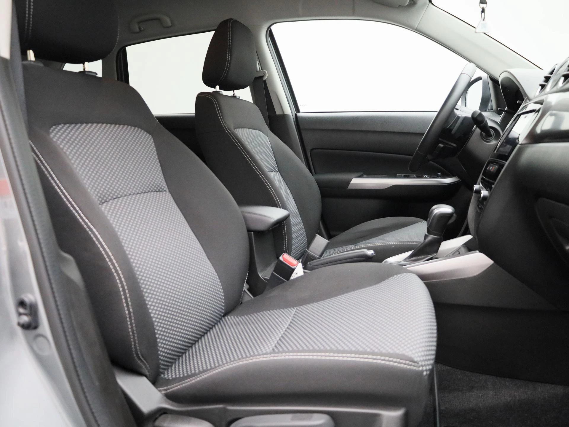 Suzuki Grand Vitara 1.5 Luxe+ Cam | Adaptive Cruise | Zetelverw.