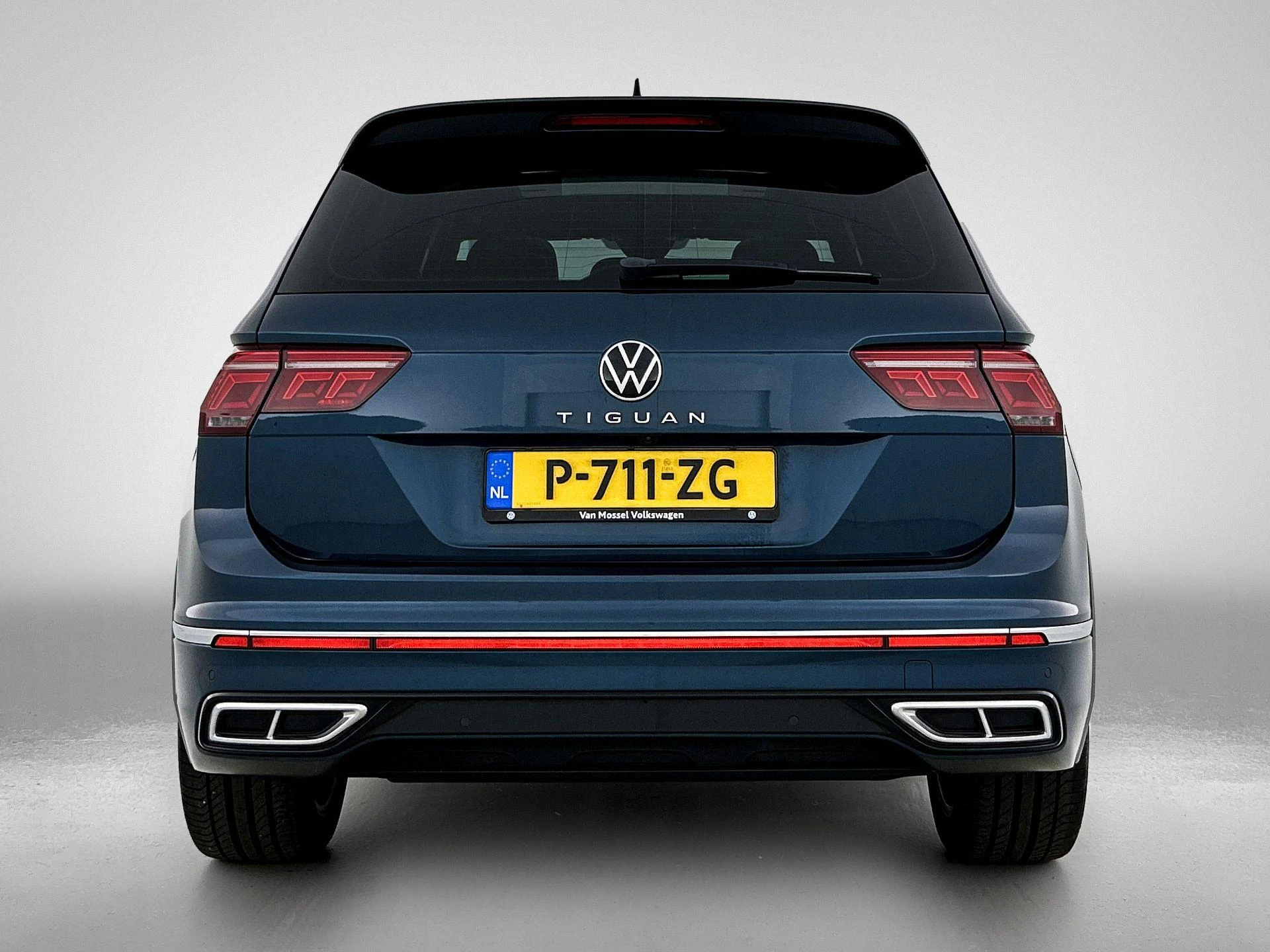 Volkswagen-Tiguan-image-2