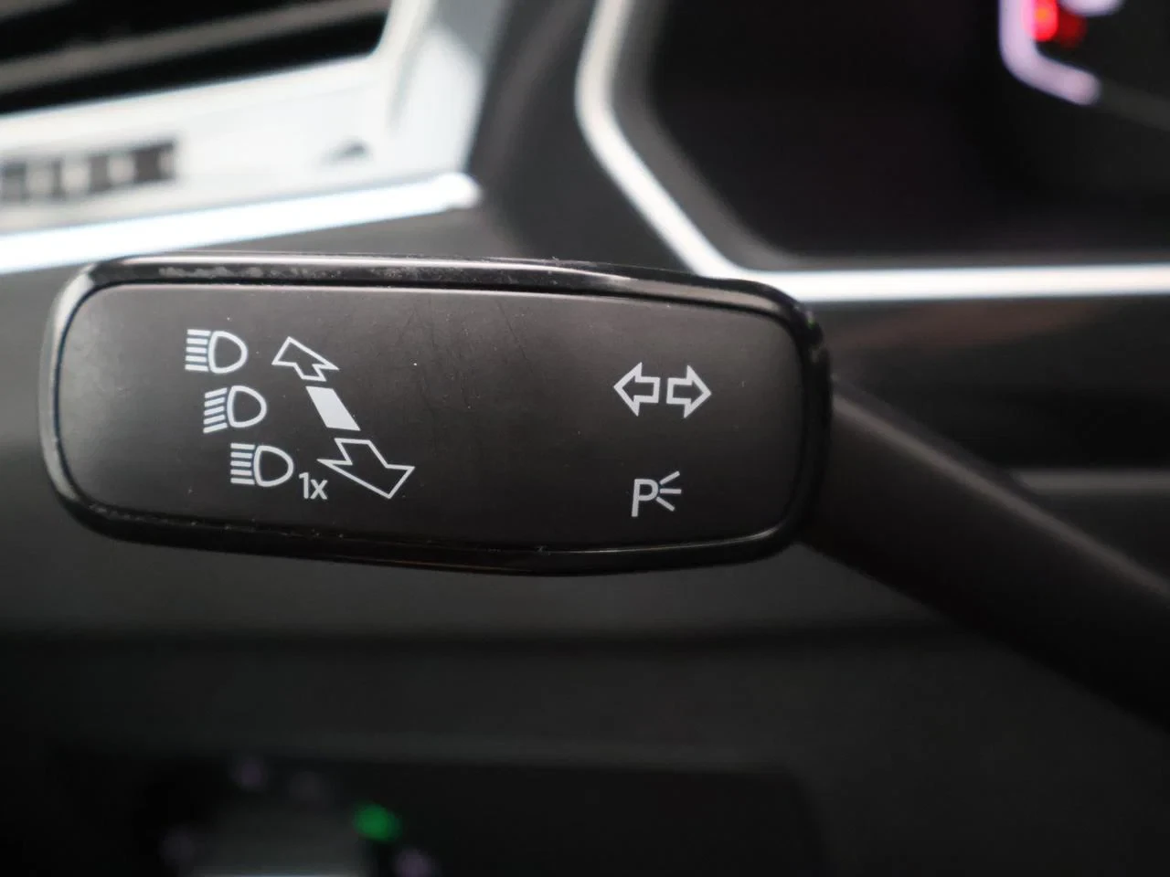 Volkswagen Tiguan eHybrid (PHEV) Tiguan eHybrid 1.4 Life Business 245PK *AUTOMAAT*VIRTUAL COCKPIT*NAVI*APP-CONNECT*CAMERA*PDC*ACC*AIRCO*...*