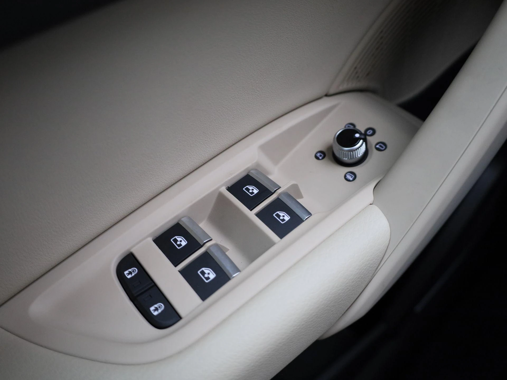 Audi-Q5-image-25