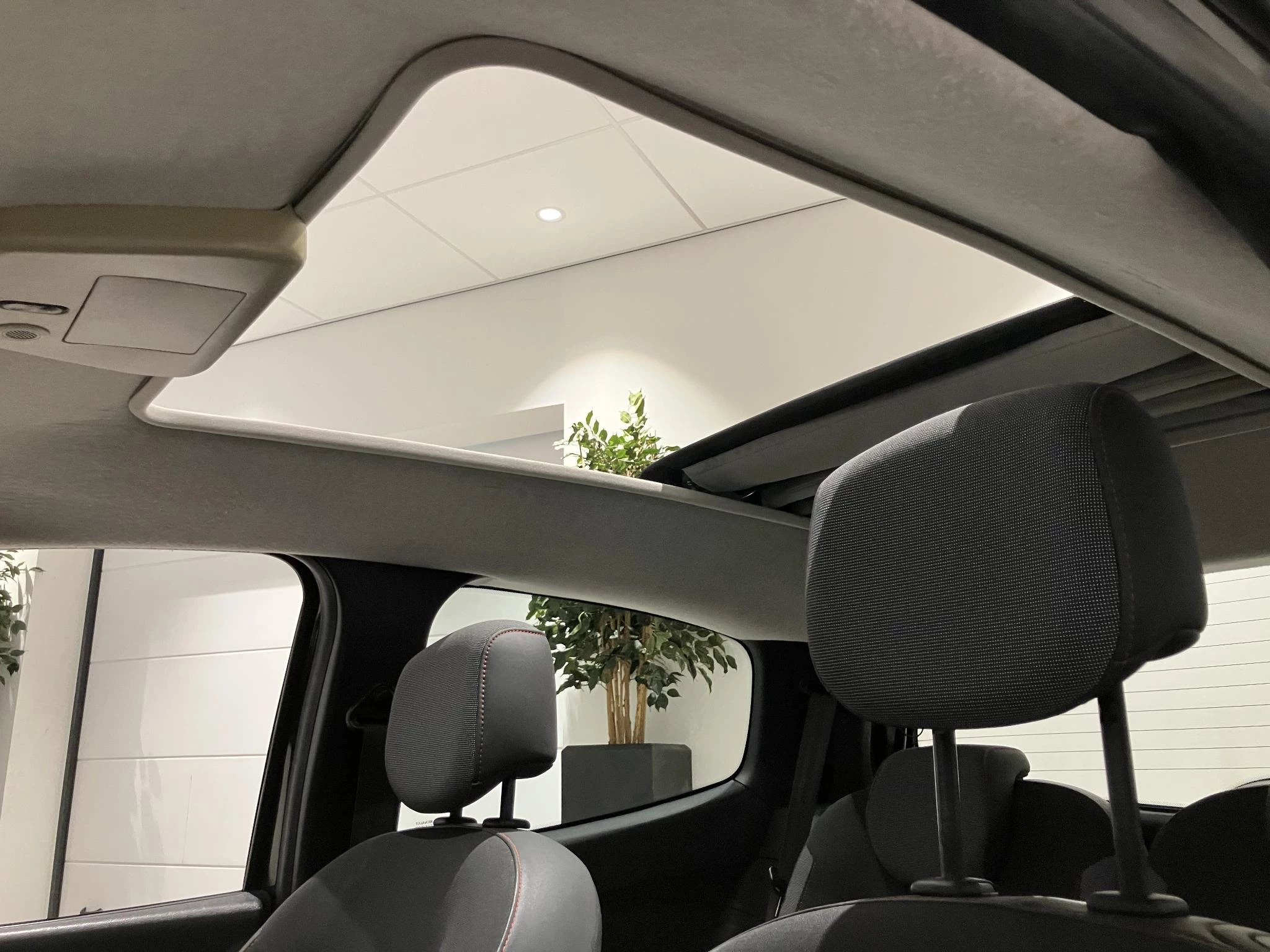 Renault-Twingo-image-12