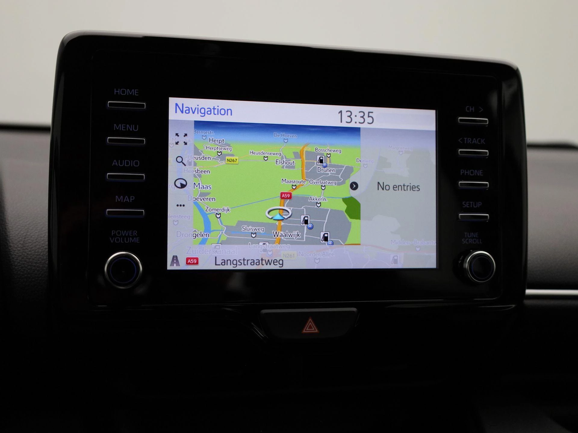 Toyota-Yaris-image-19