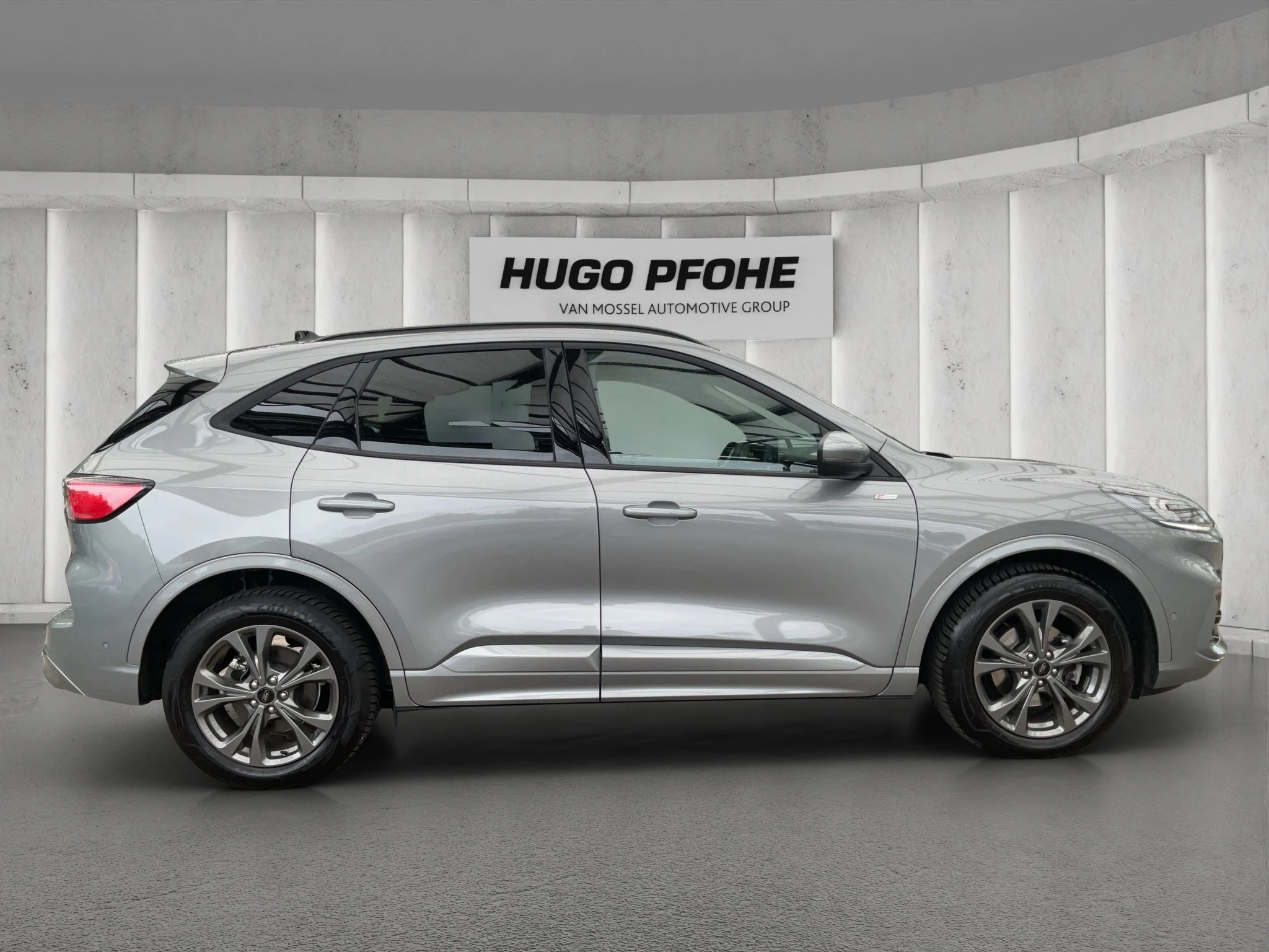 Ford Kuga ST-Line X*PANO*AHK*KAM*ACC*NAVI*SOUND-SYS.