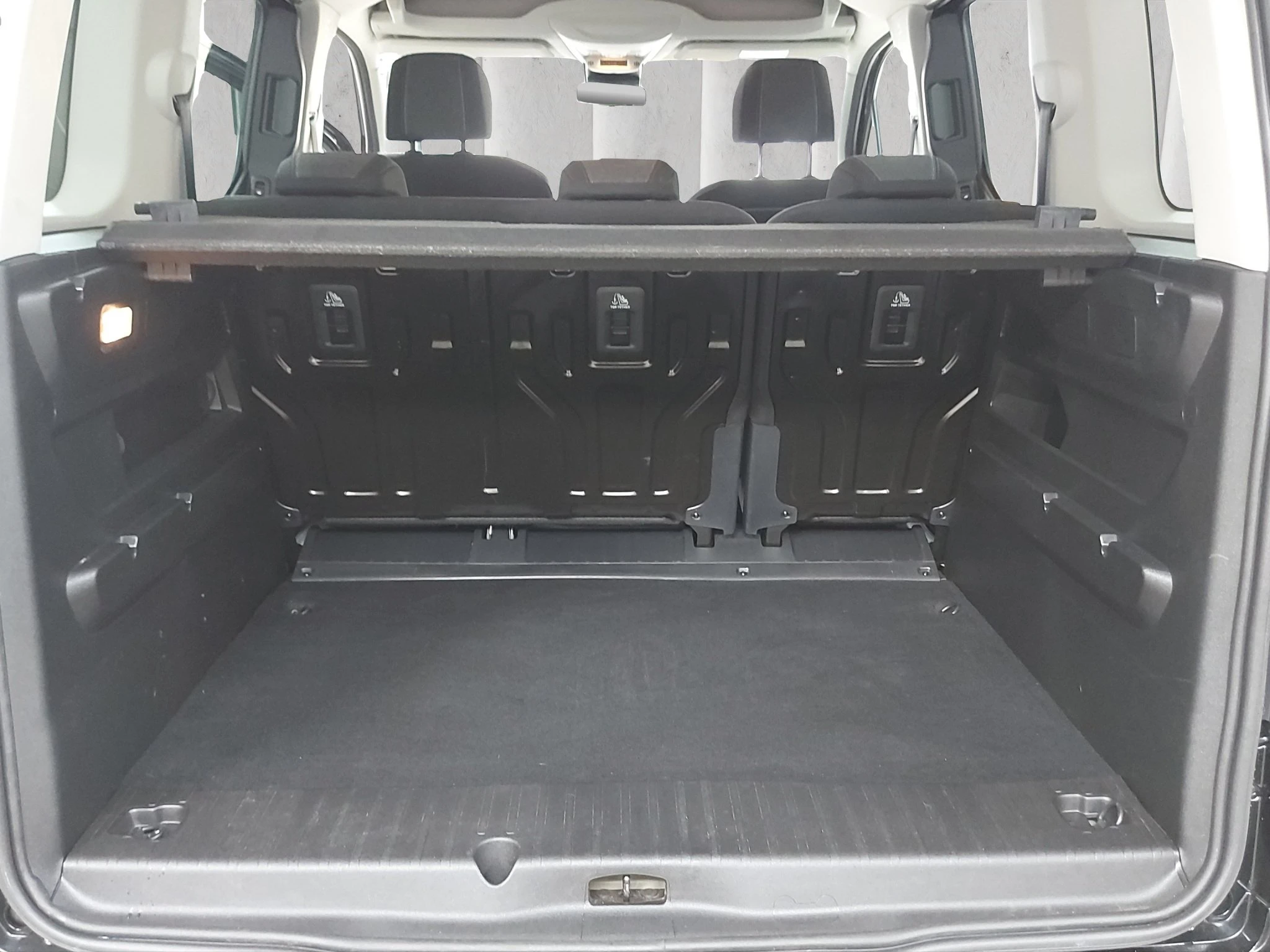 Opel-Combo-image-17