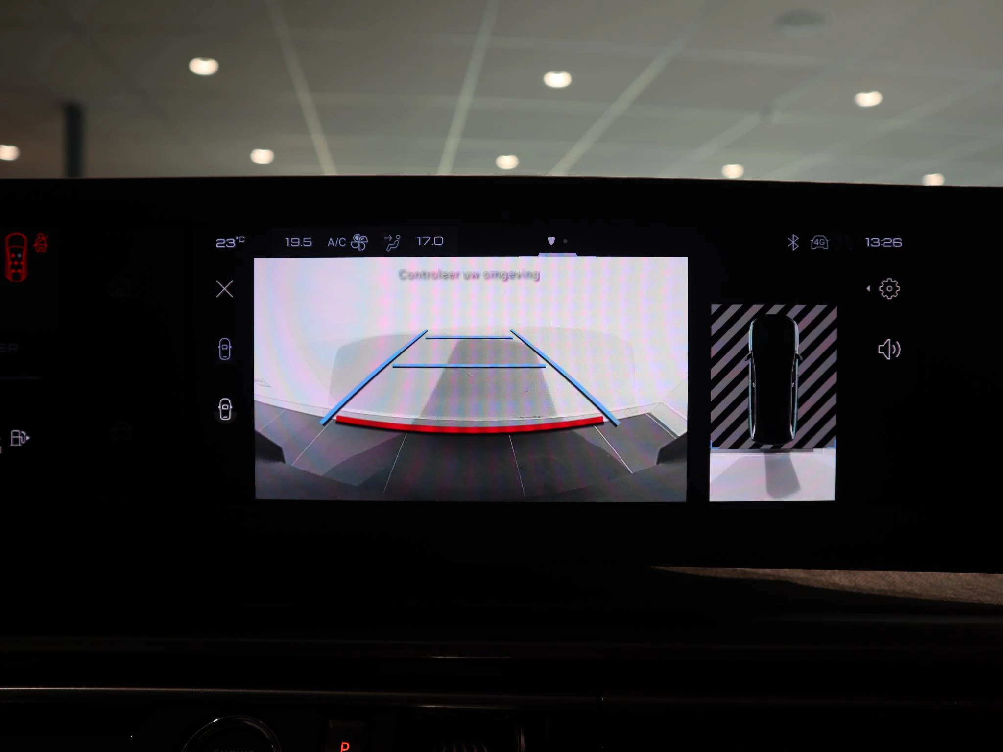 Peugeot-5008-image-17