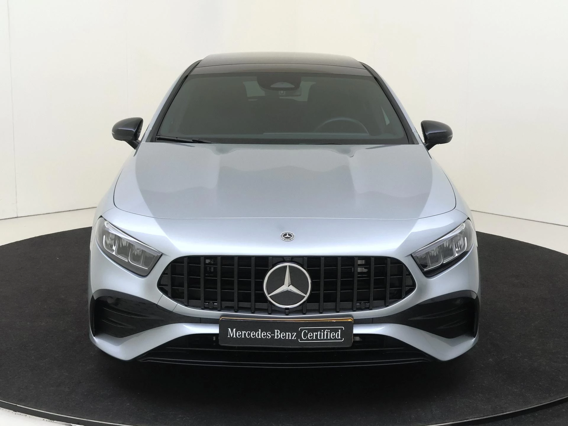 Mercedes-Benz-A-Klasse-image-5