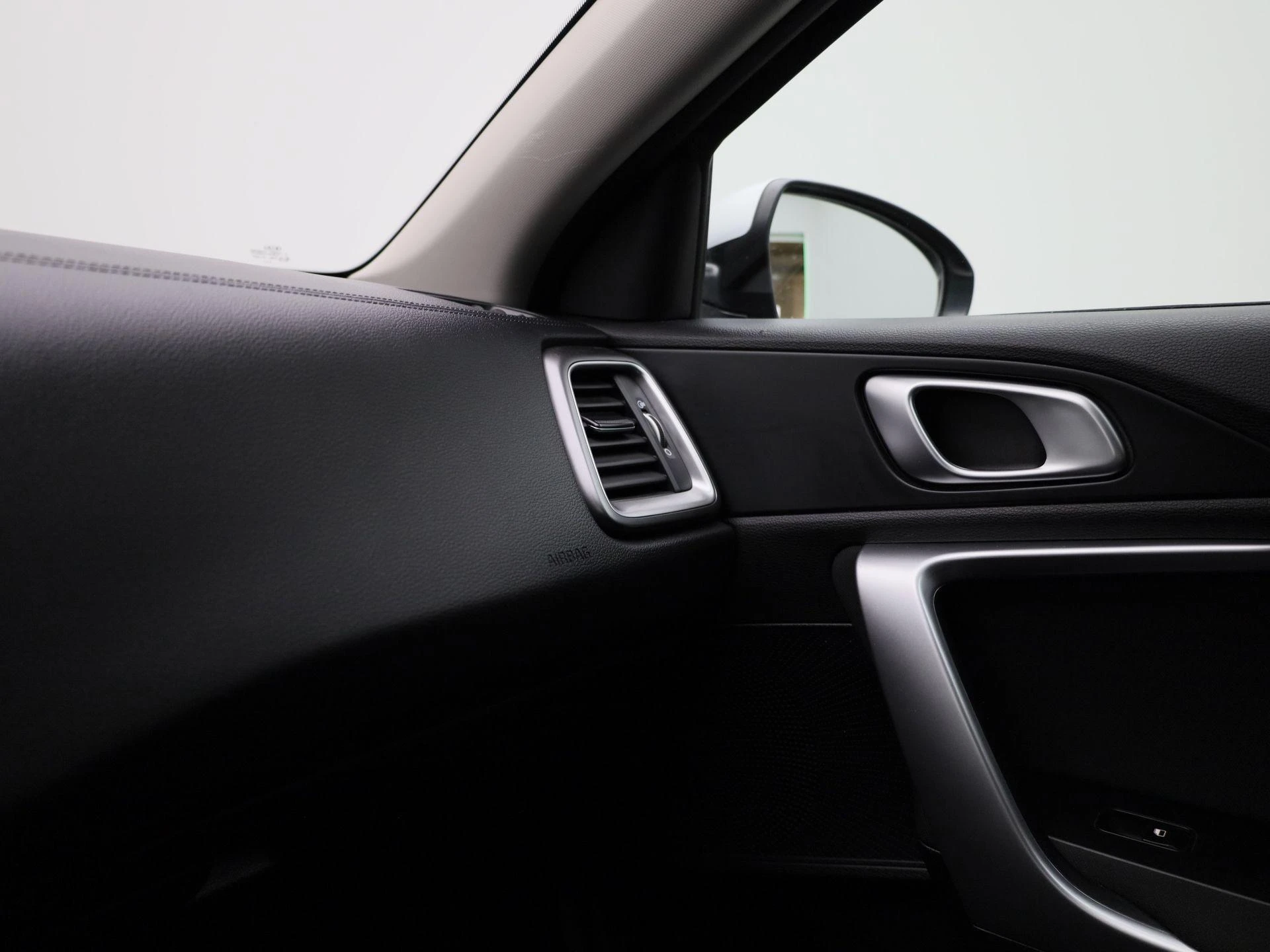 Kia-Ceed Sportswagon-image-24