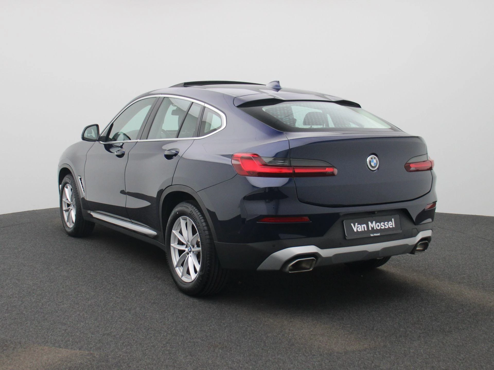 BMW-X4-image-1